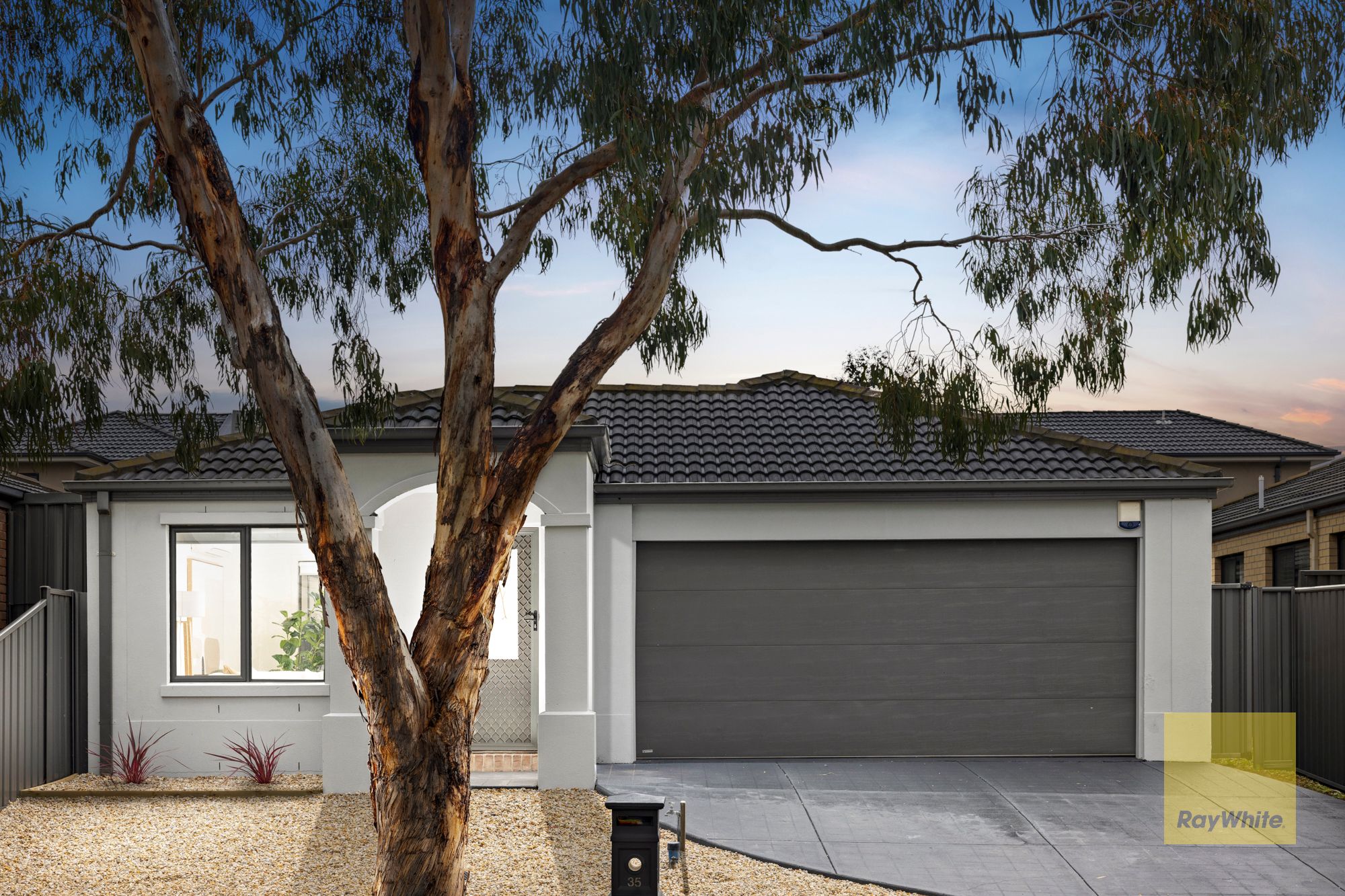 35 Pioneer Drive, Deer Park, VIC 3023