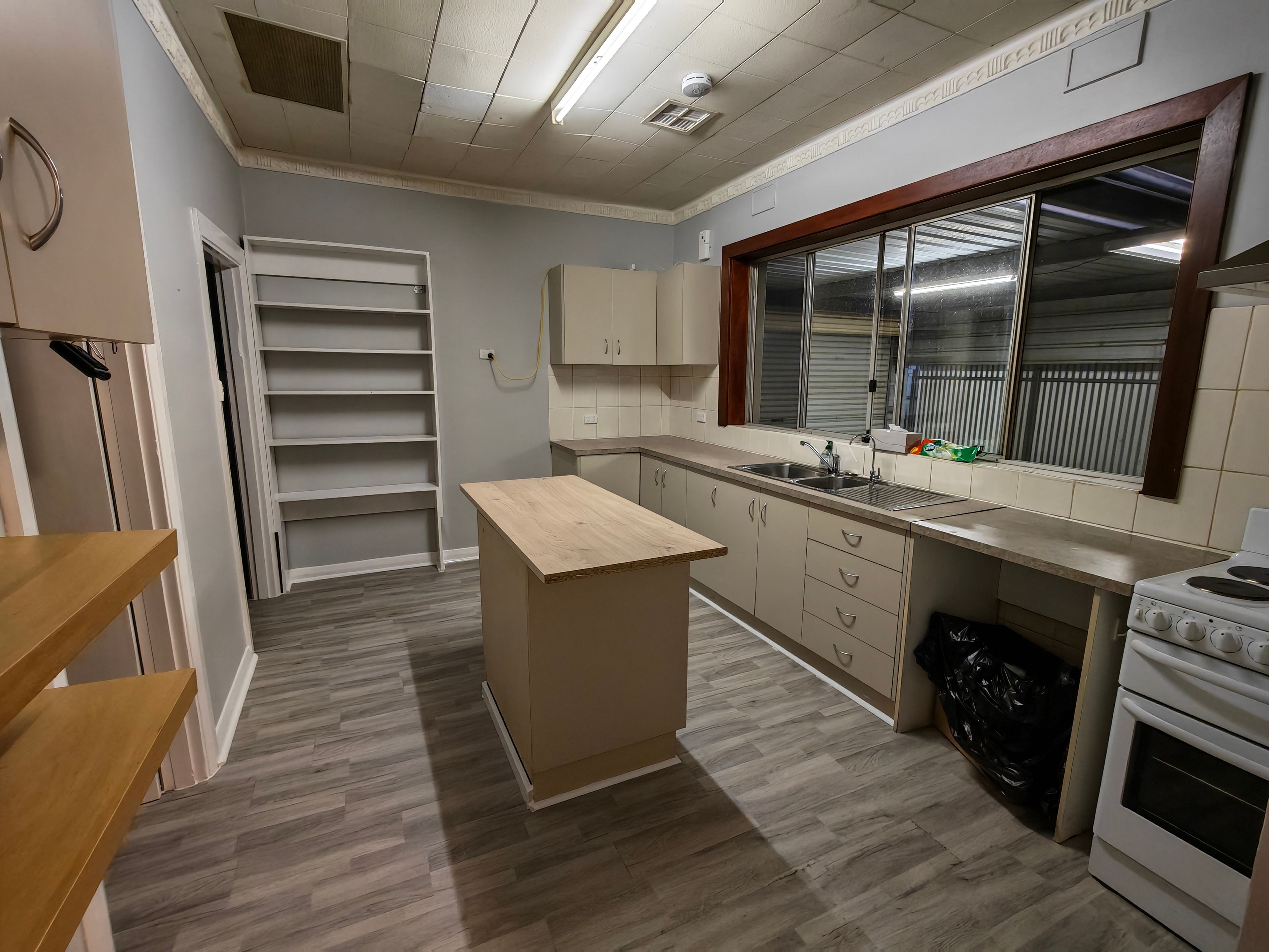 18 Agnes Street — photo 9 of 15