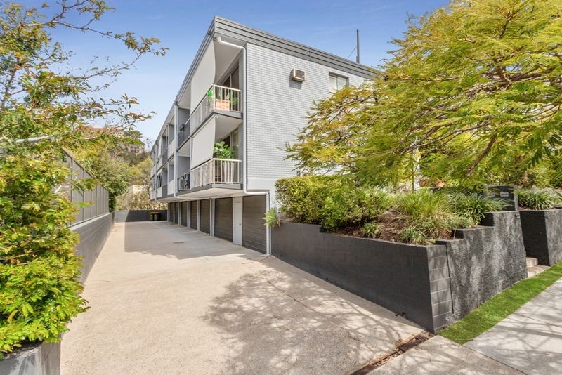 2/32 Garrick Terrace, Herston, QLD 4006