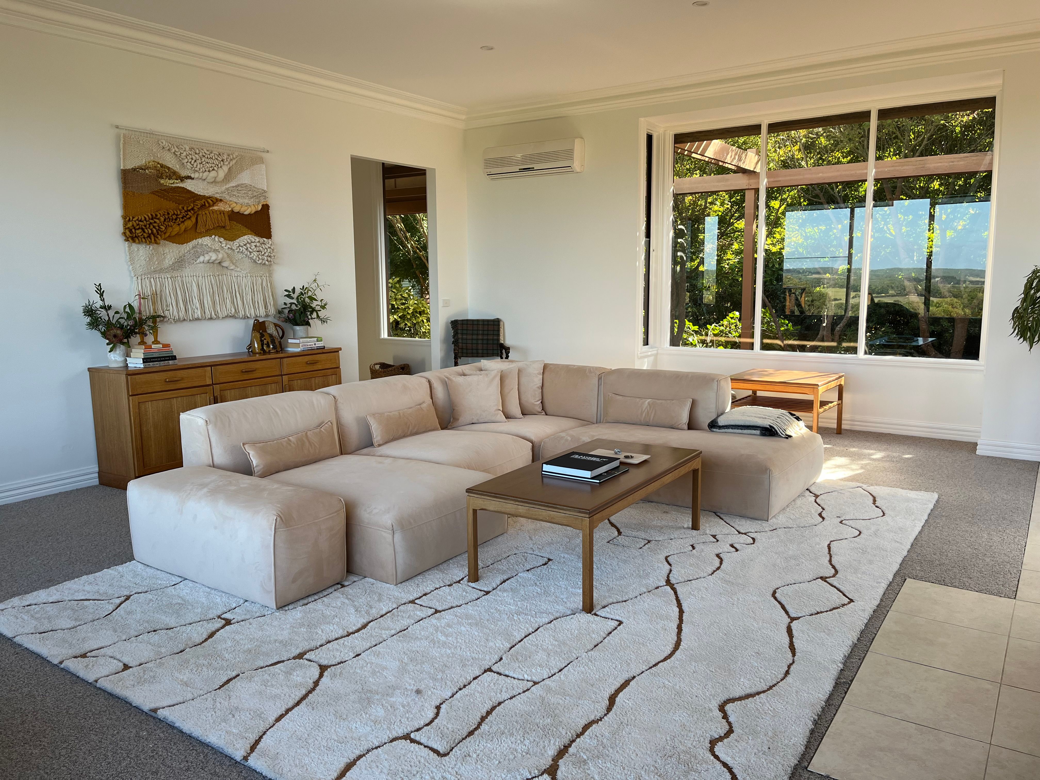 Big sky, big views - a rare long-term rental above Waratah Bay — photo 4 of 11