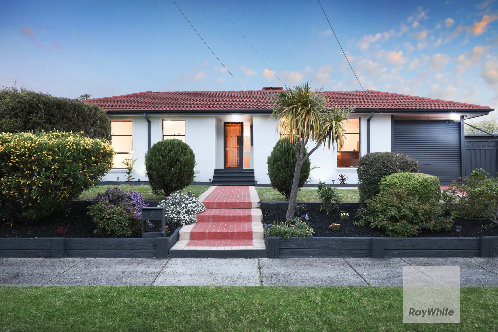 6 Bunbury Court, Gladstone Park, VIC 3043