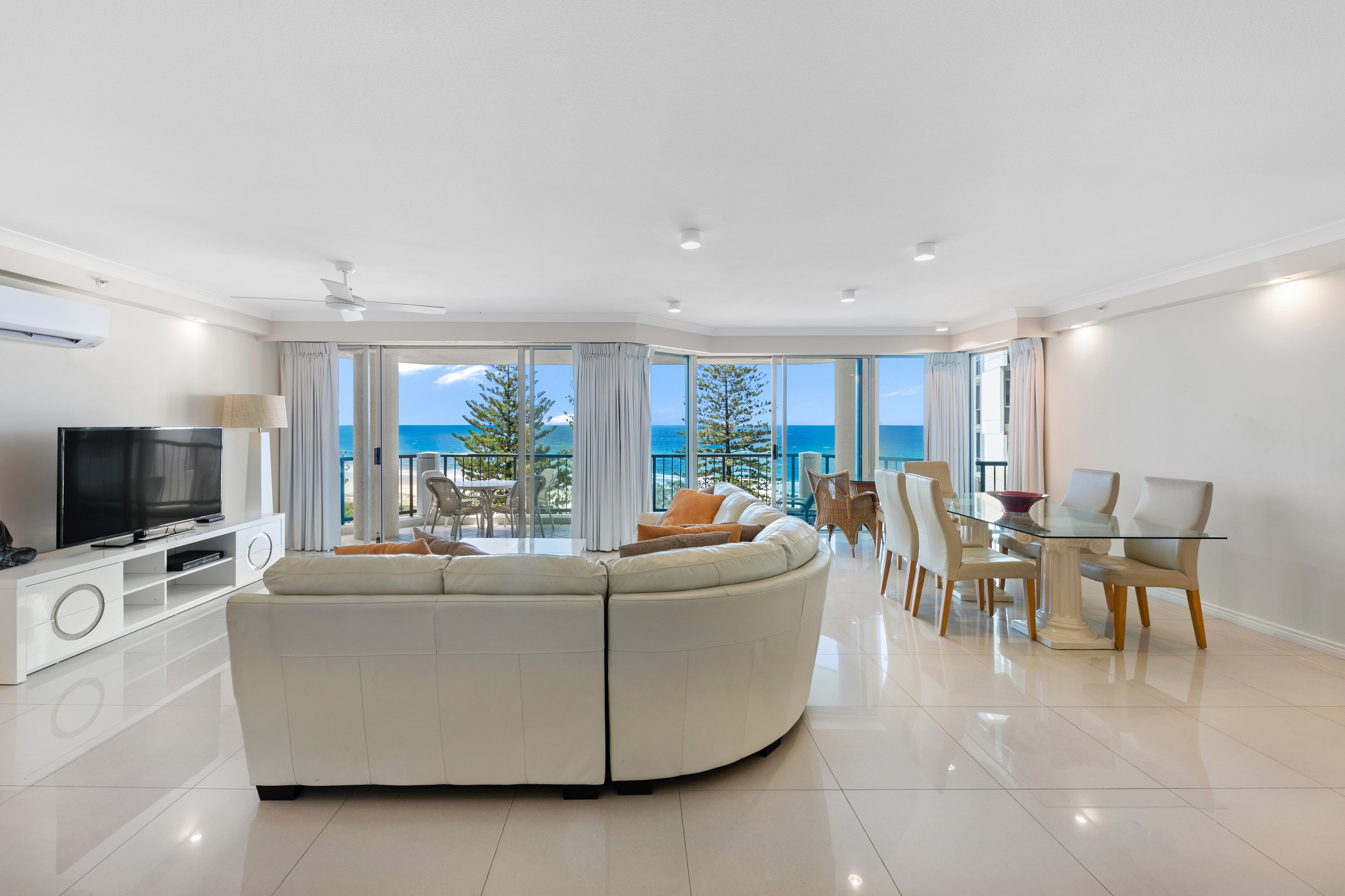 82/100 Old Burleigh Road, Broadbeach, QLD 4218