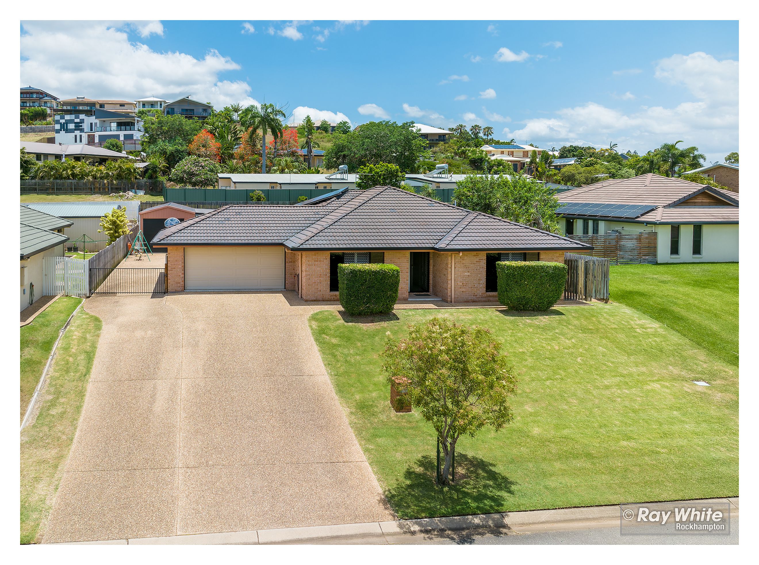21 Connemara Drive, Kawana QLD 4701
