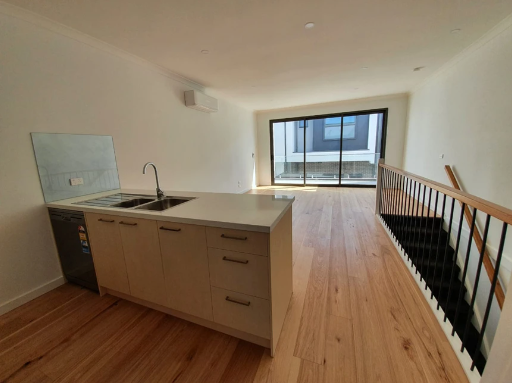 11/4-6 Luke Street — photo 4 of 6