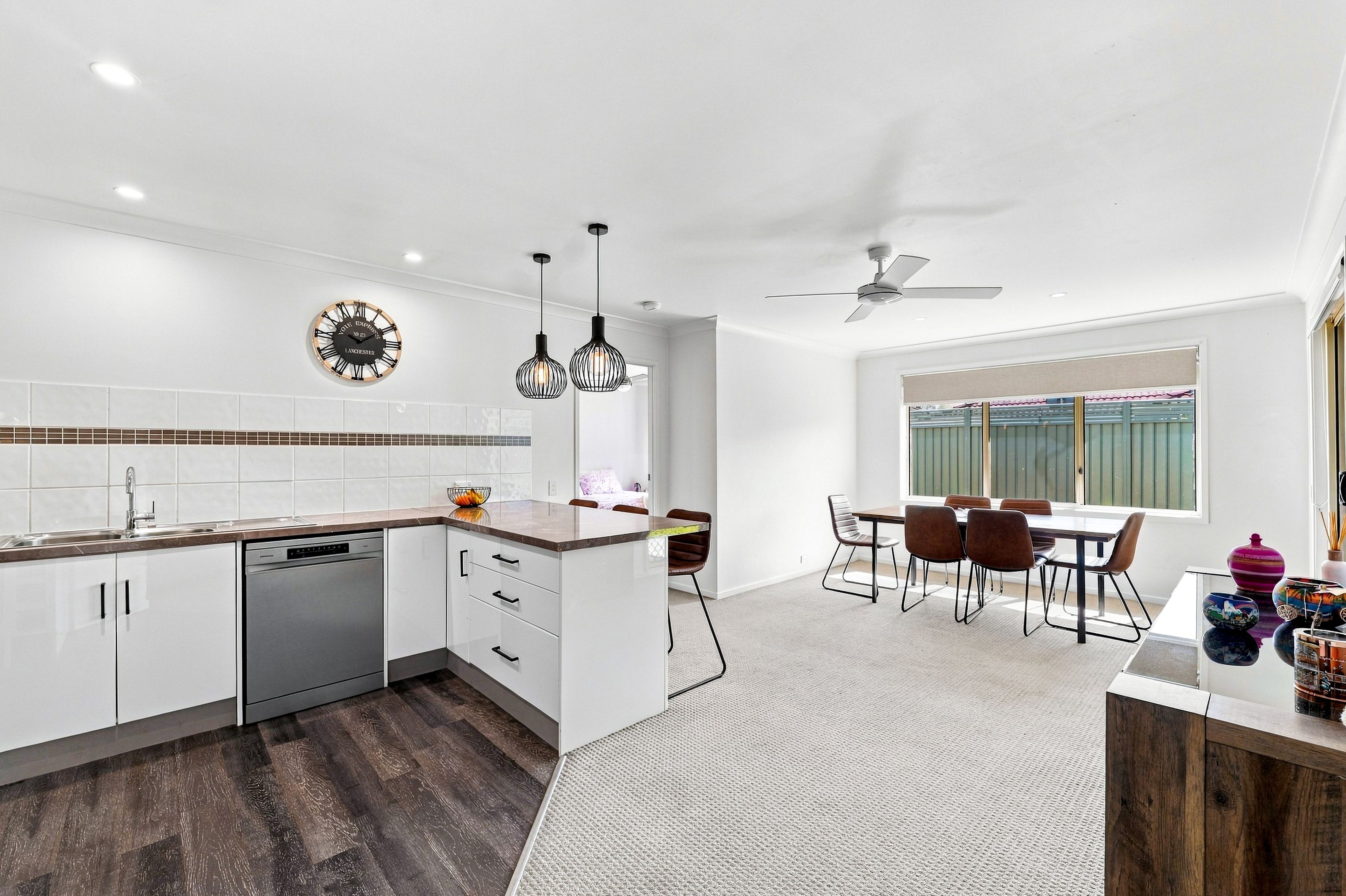 14 Belinda Close — photo 5 of 13