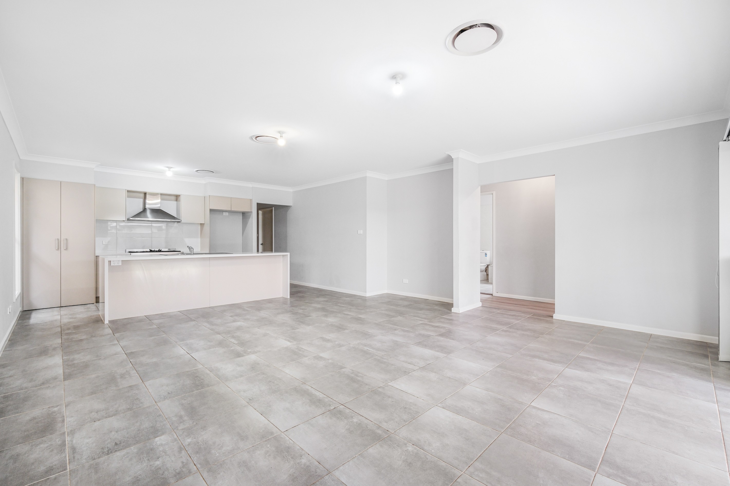 18 Moola Street, JORDAN SPRINGS, NSW 2747