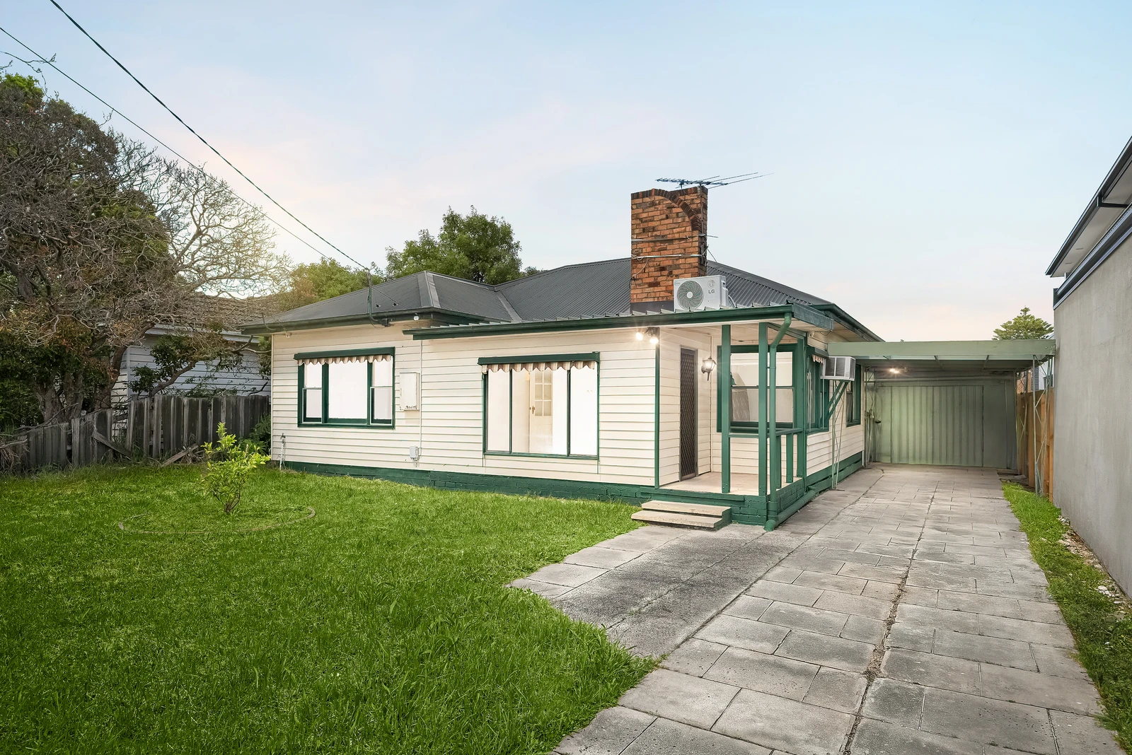 22 Mcmillan Street, Clayton South, VIC 3169