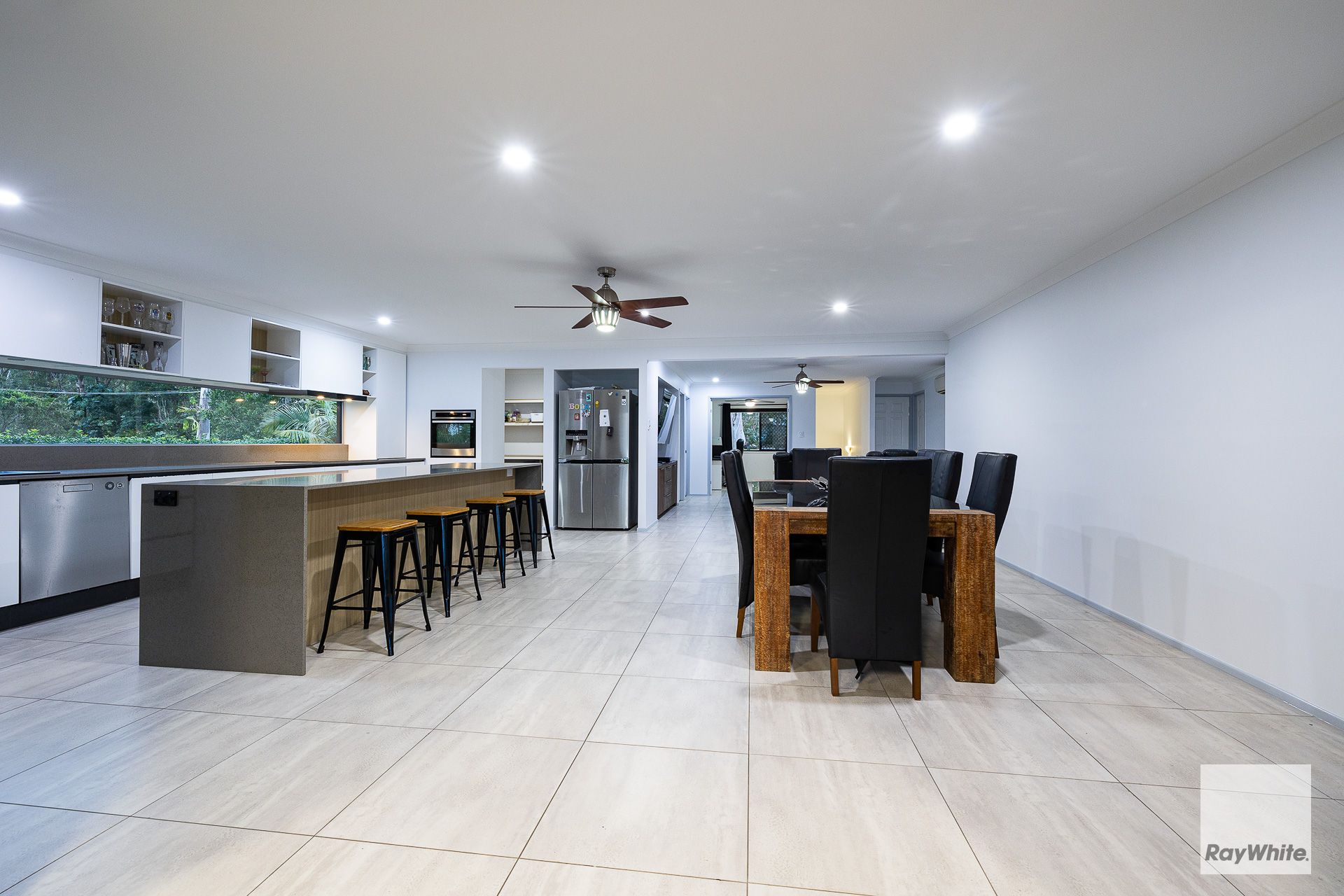 24 Vine Street, Redland Bay QLD 4165
