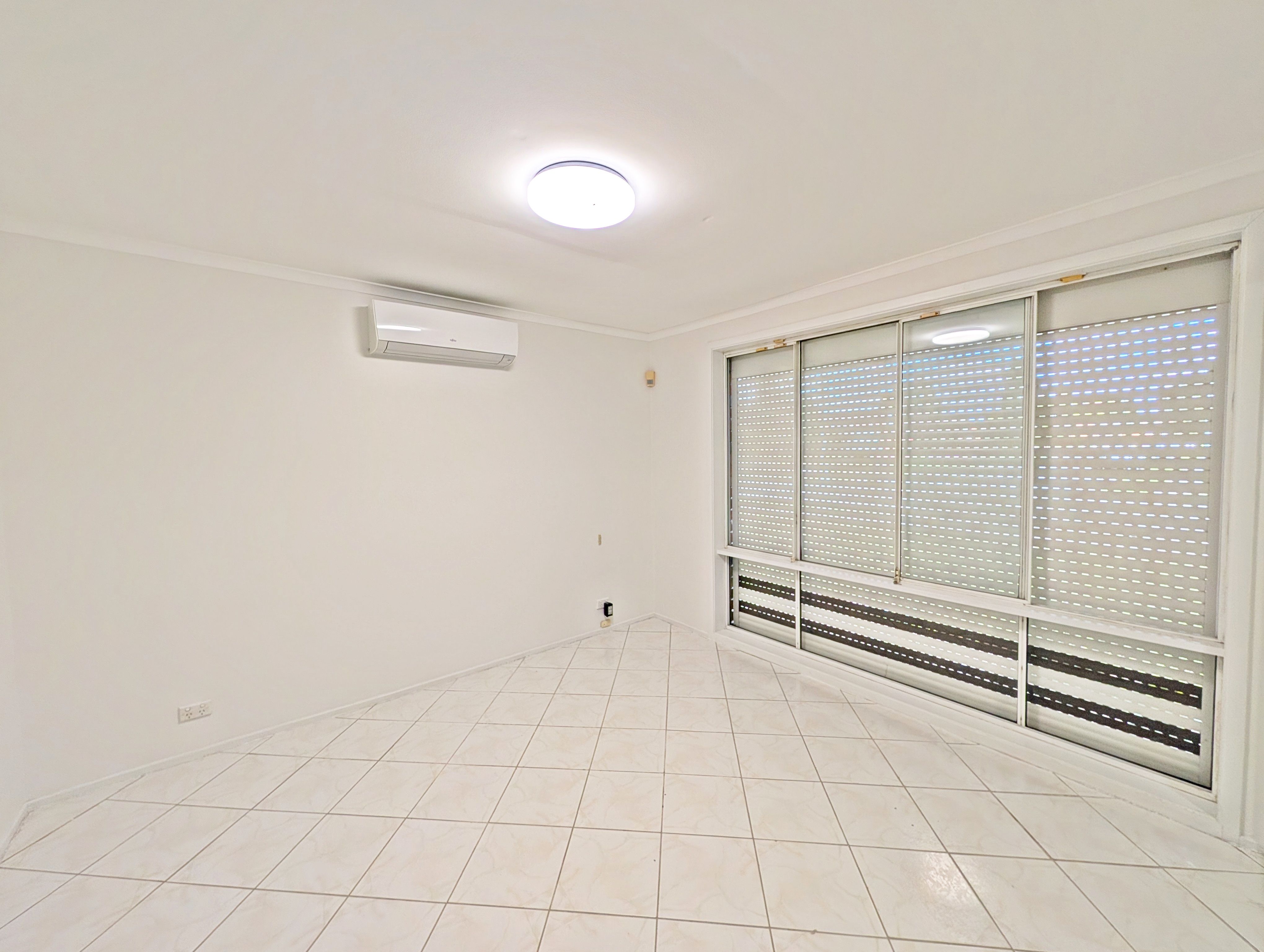 16 Ivanhoe Street — photo 11 of 30
