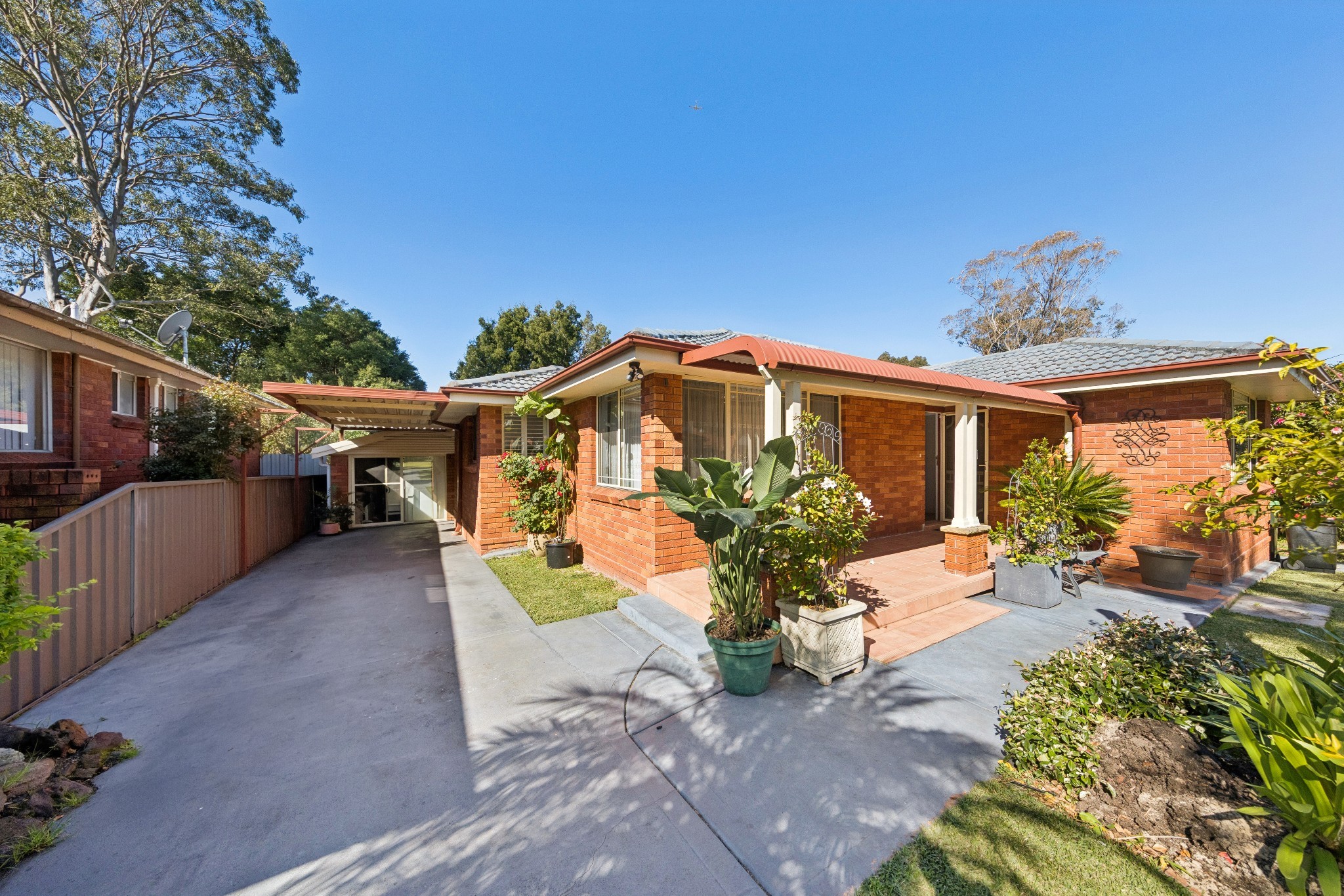 16 Warlencourt Avenue, Milperra, NSW 2214