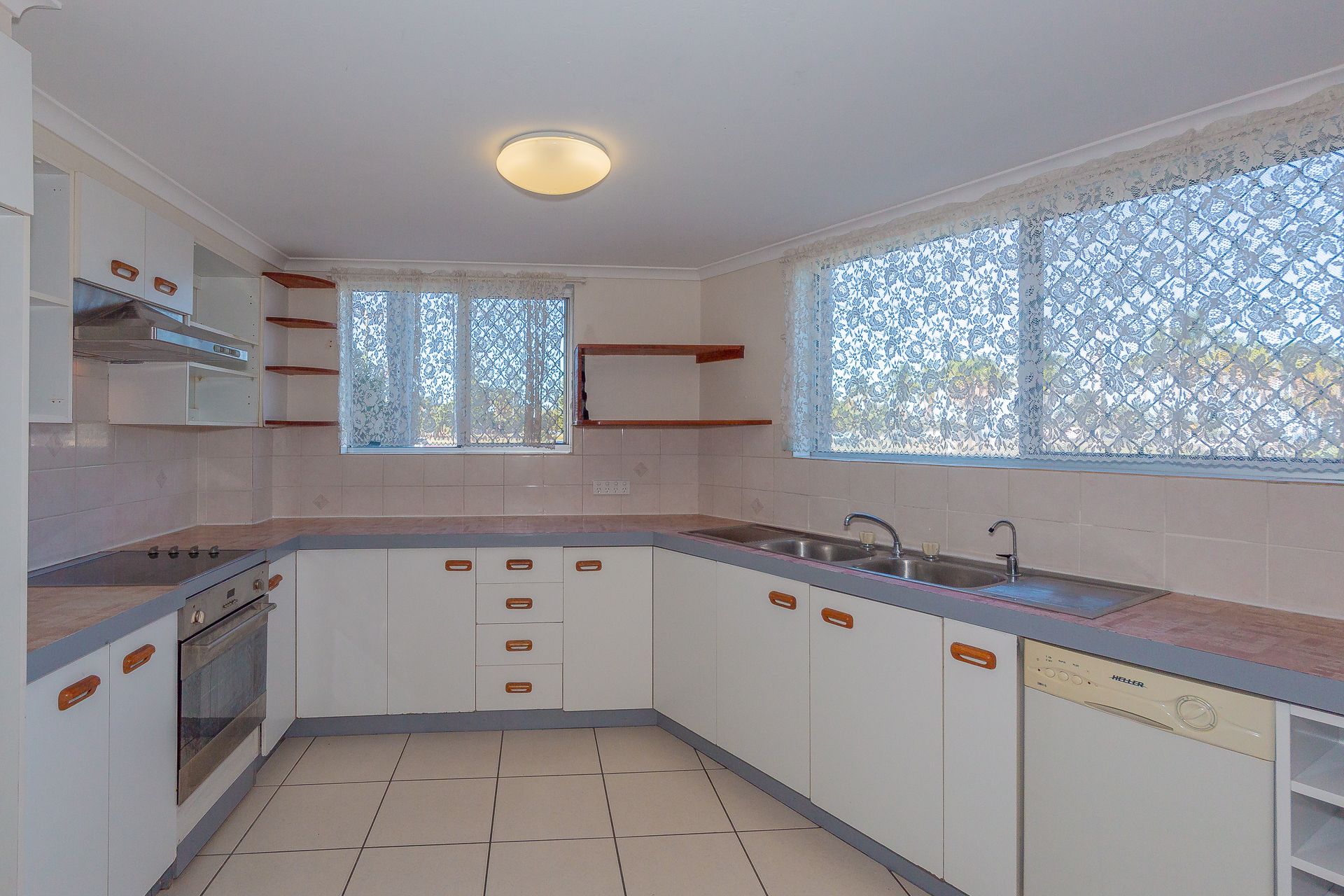 10/102 Hornibrook Esplanade, Clontarf, QLD 4019