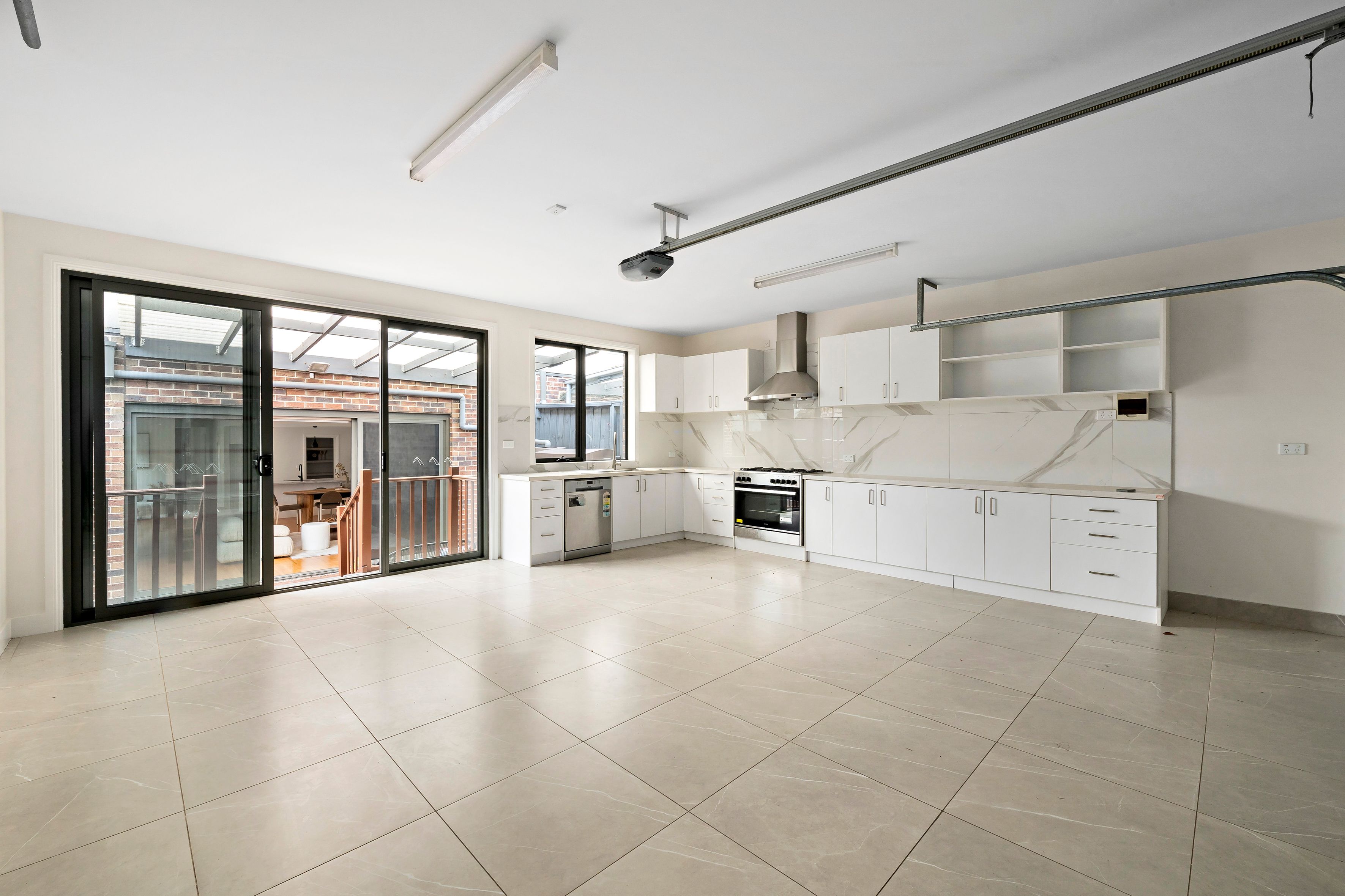 21A Loch Street — photo 17 of 17