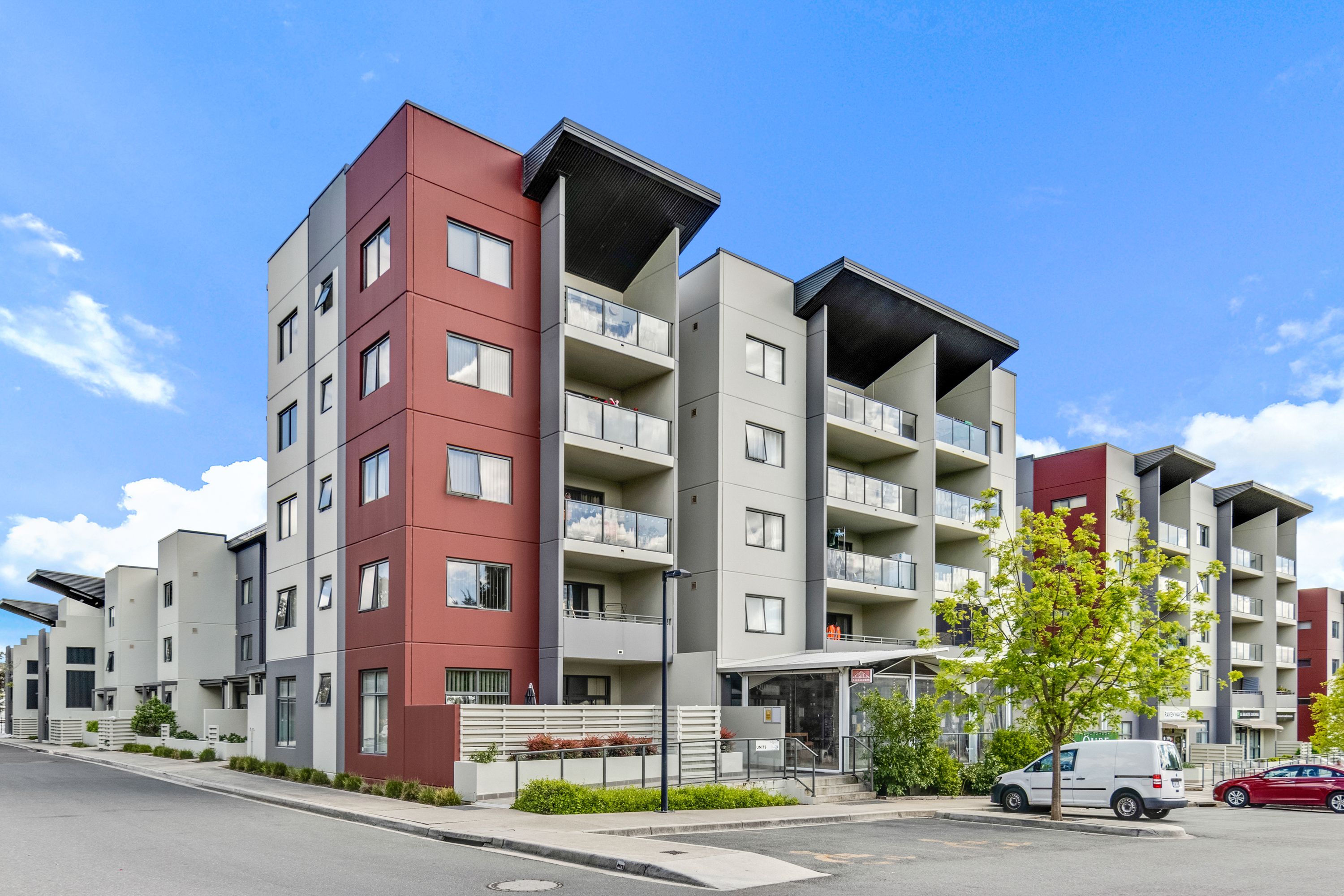 32/21 Battye Street — photo 14 of 15
