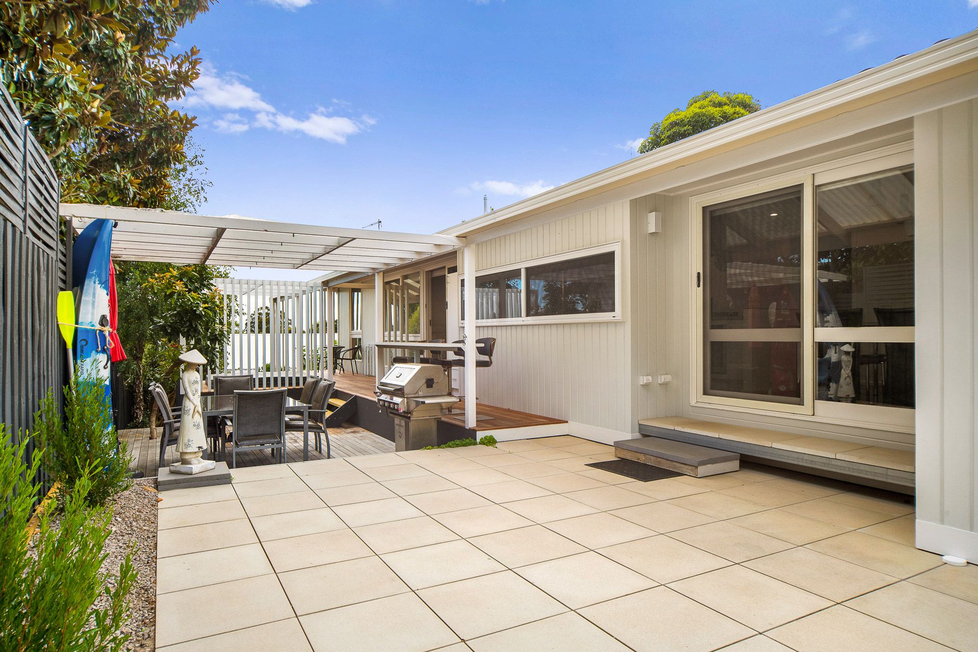 49 Eliza Drive — photo 17 of 18