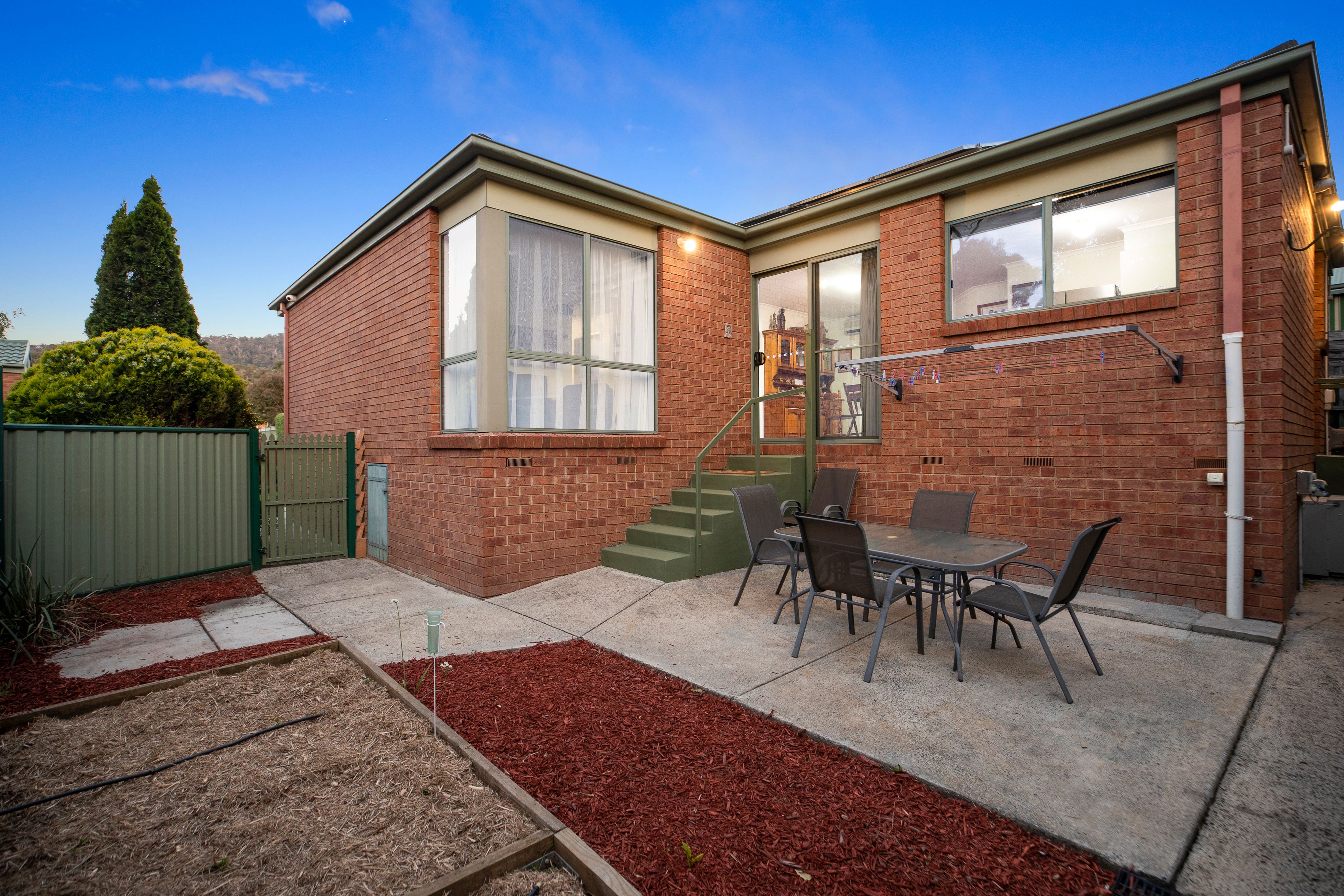 23 Carmel Avenue, Ferntree Gully, VIC 3156