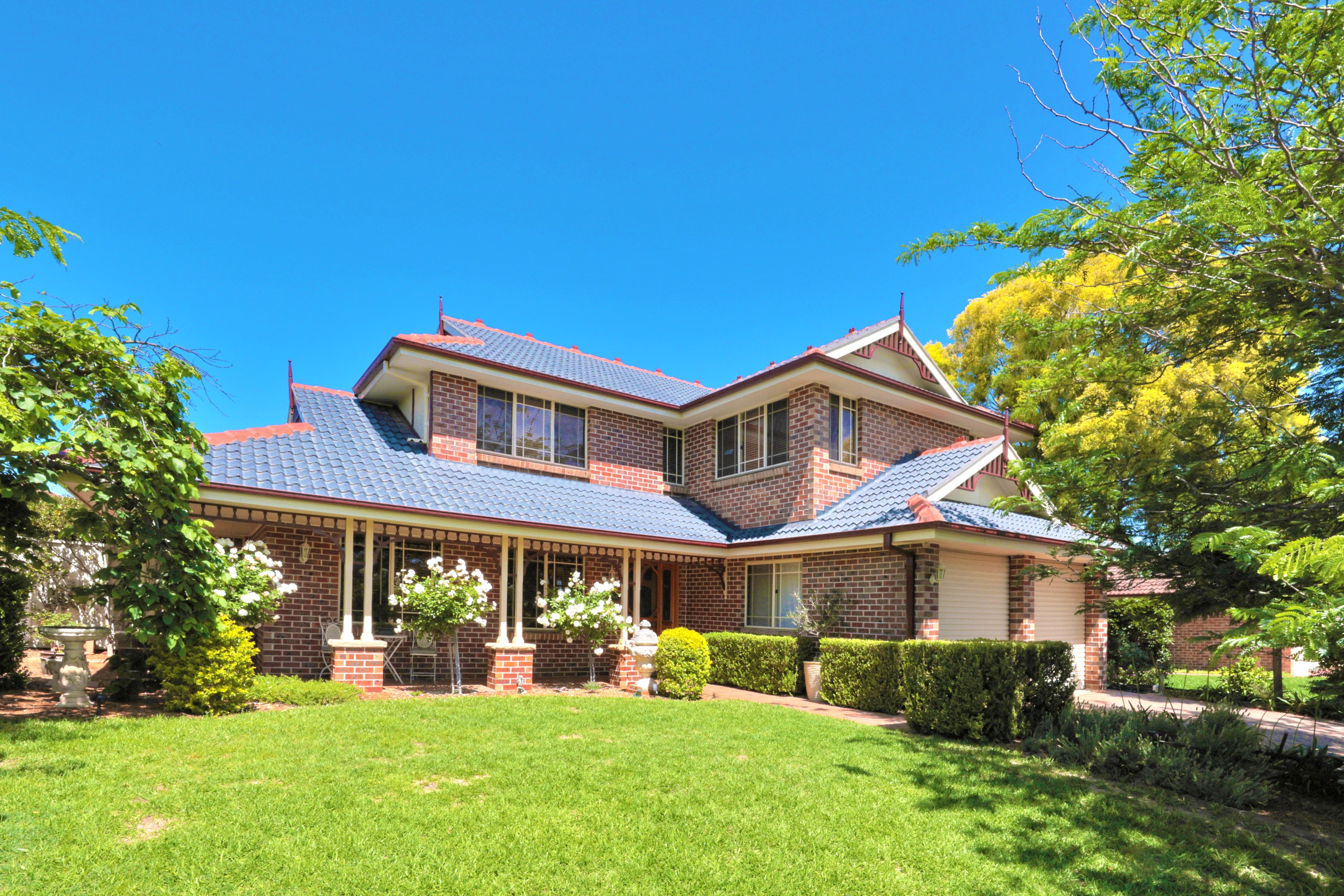 8 Neilson Close, Glenmore Park, NSW 2745