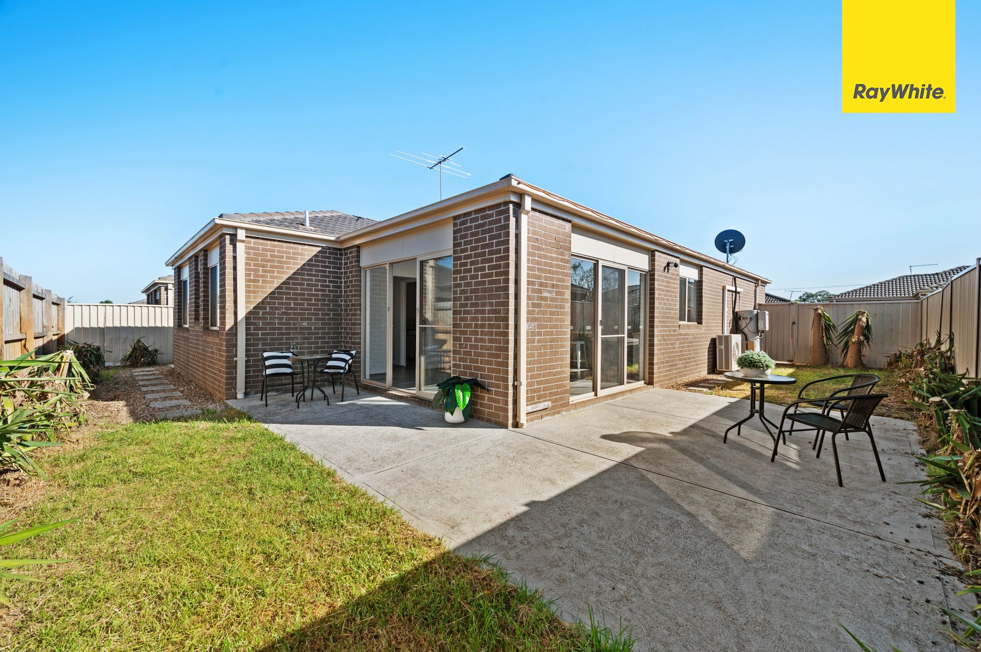 4/3 Austin Place — photo 12 of 15