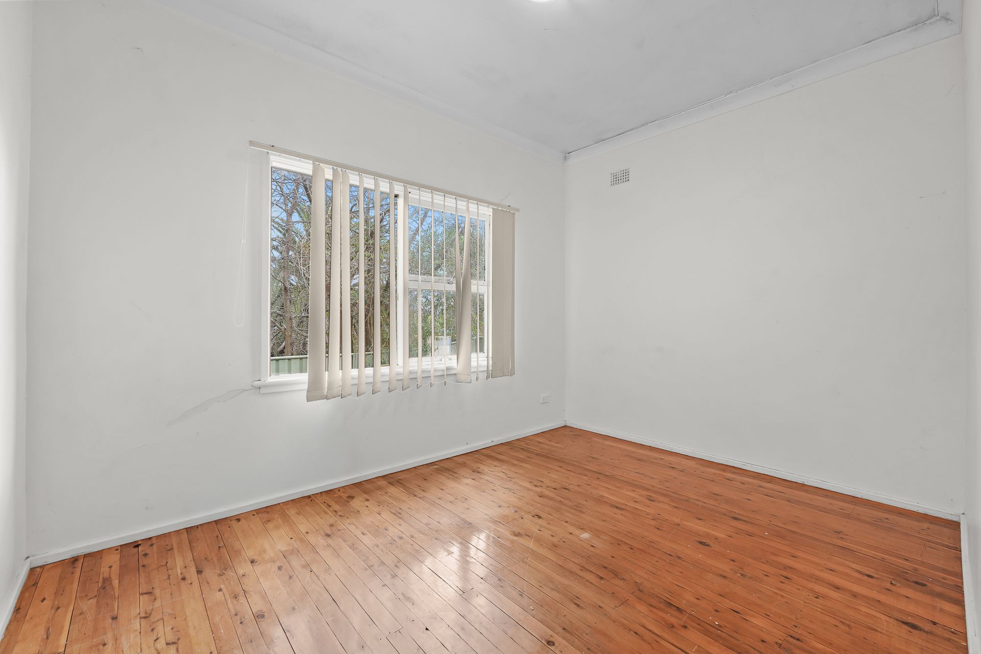 202 Edmondson Avenue — photo 7 of 18