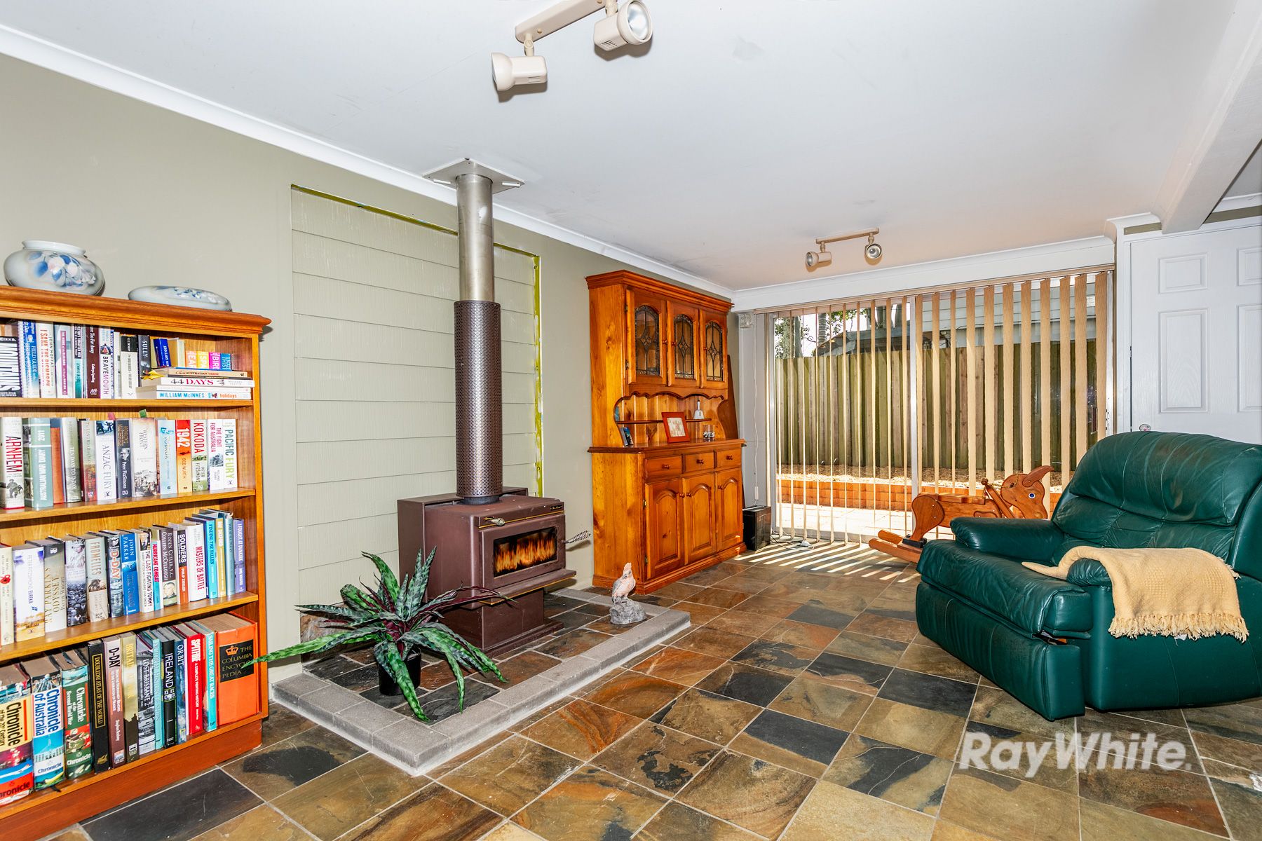 116 Jacaranda Avenue, Logan Central, QLD 4114