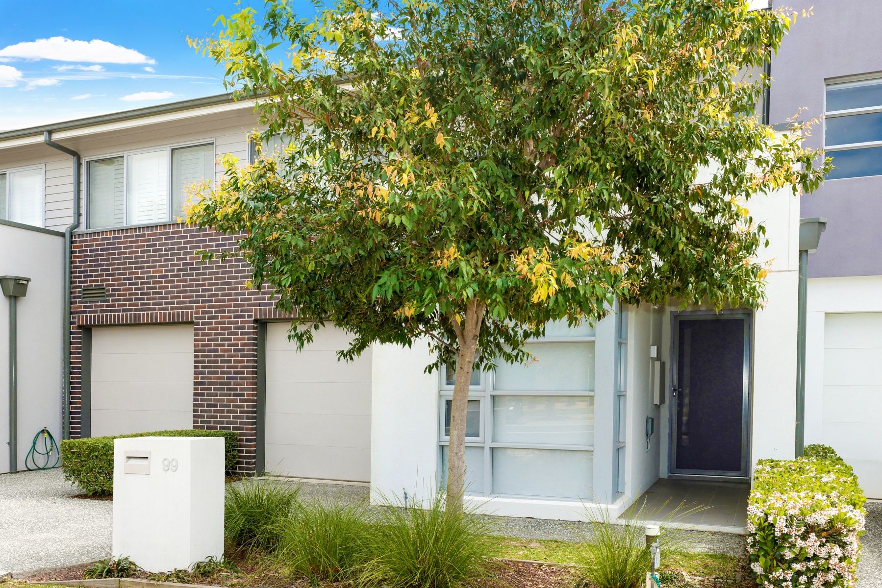 99 Bradley Street, Glenmore Park, NSW 2745