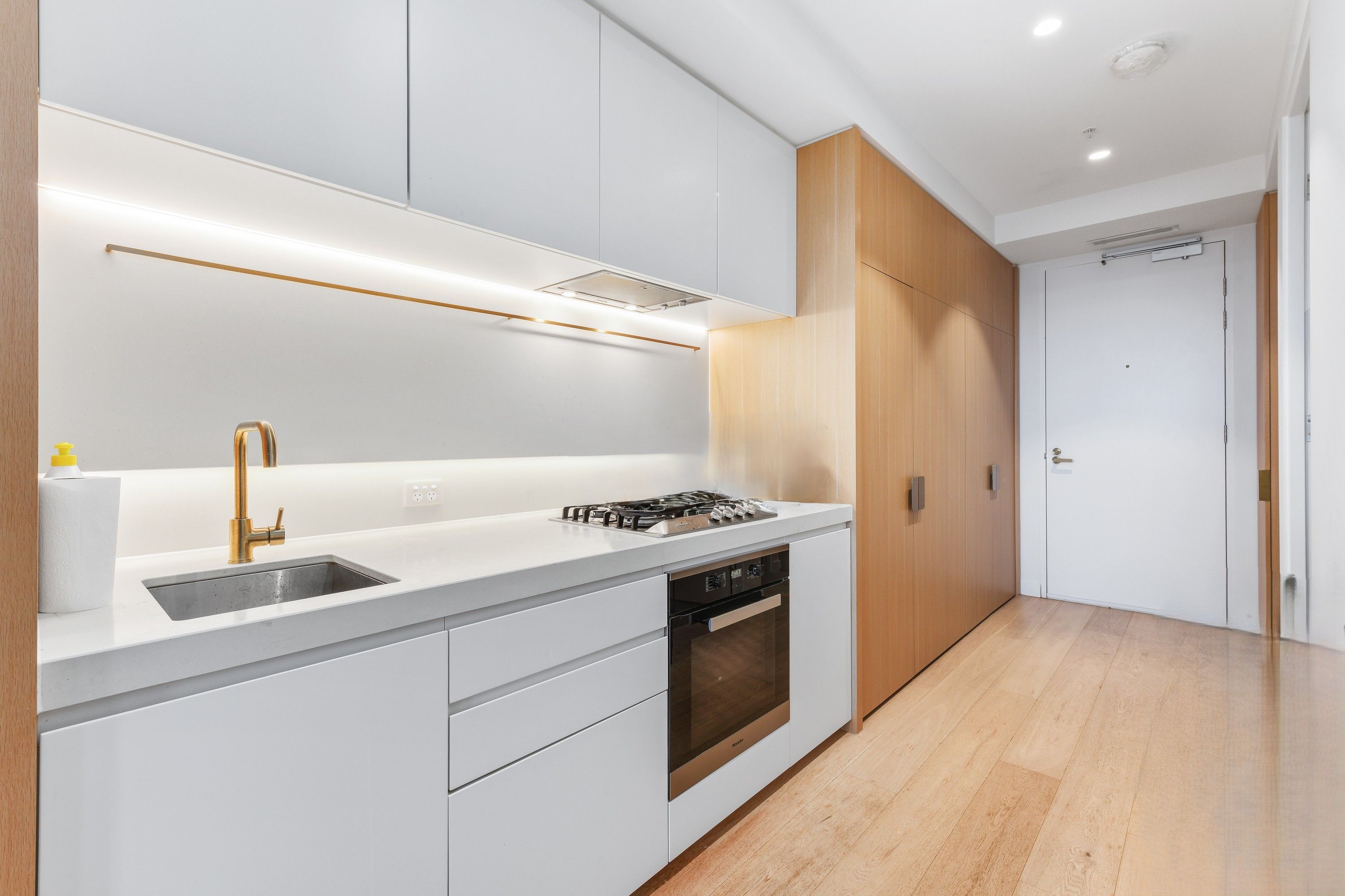 3014/545 Station Street, Box Hill, VIC 3128