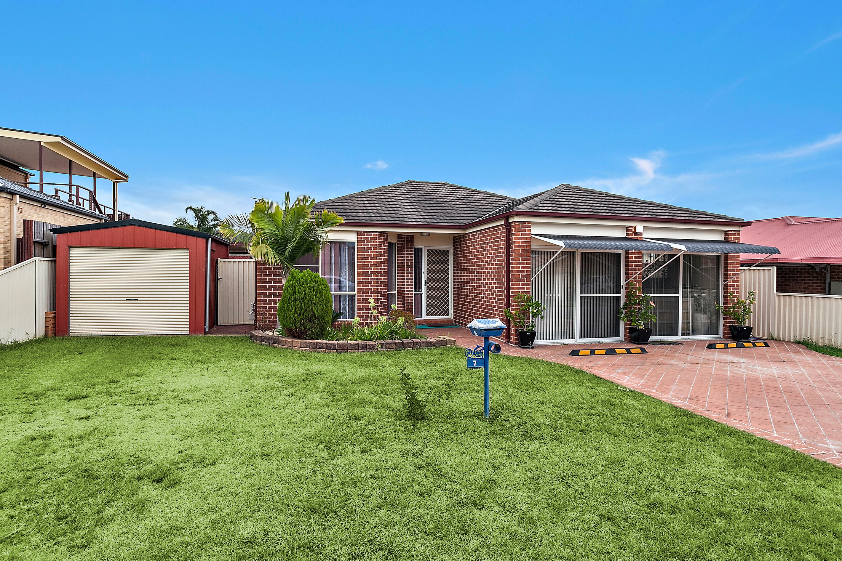 7 Downes Drive, Albion Park, NSW 2527