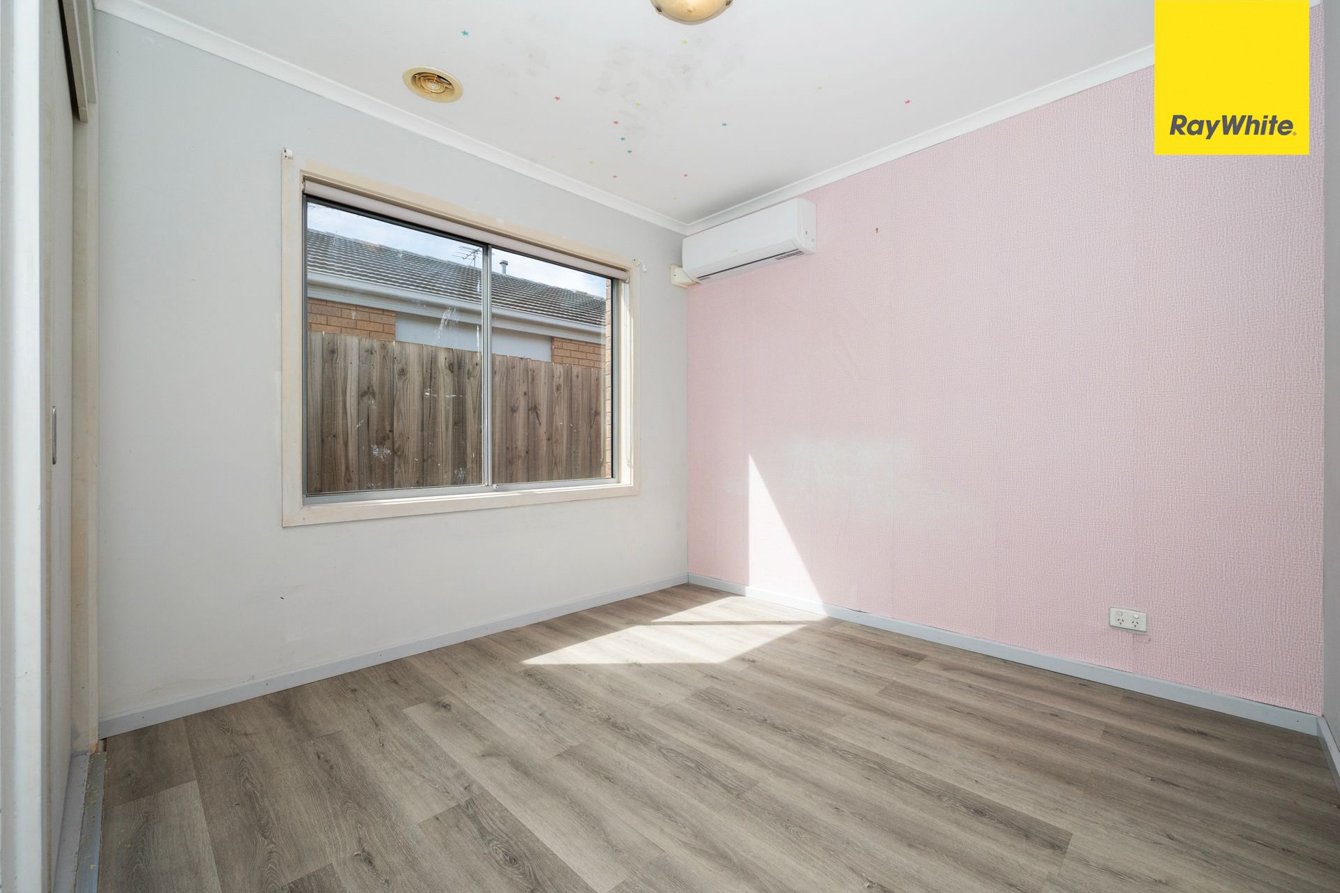 10 Colonus Street — photo 4 of 16
