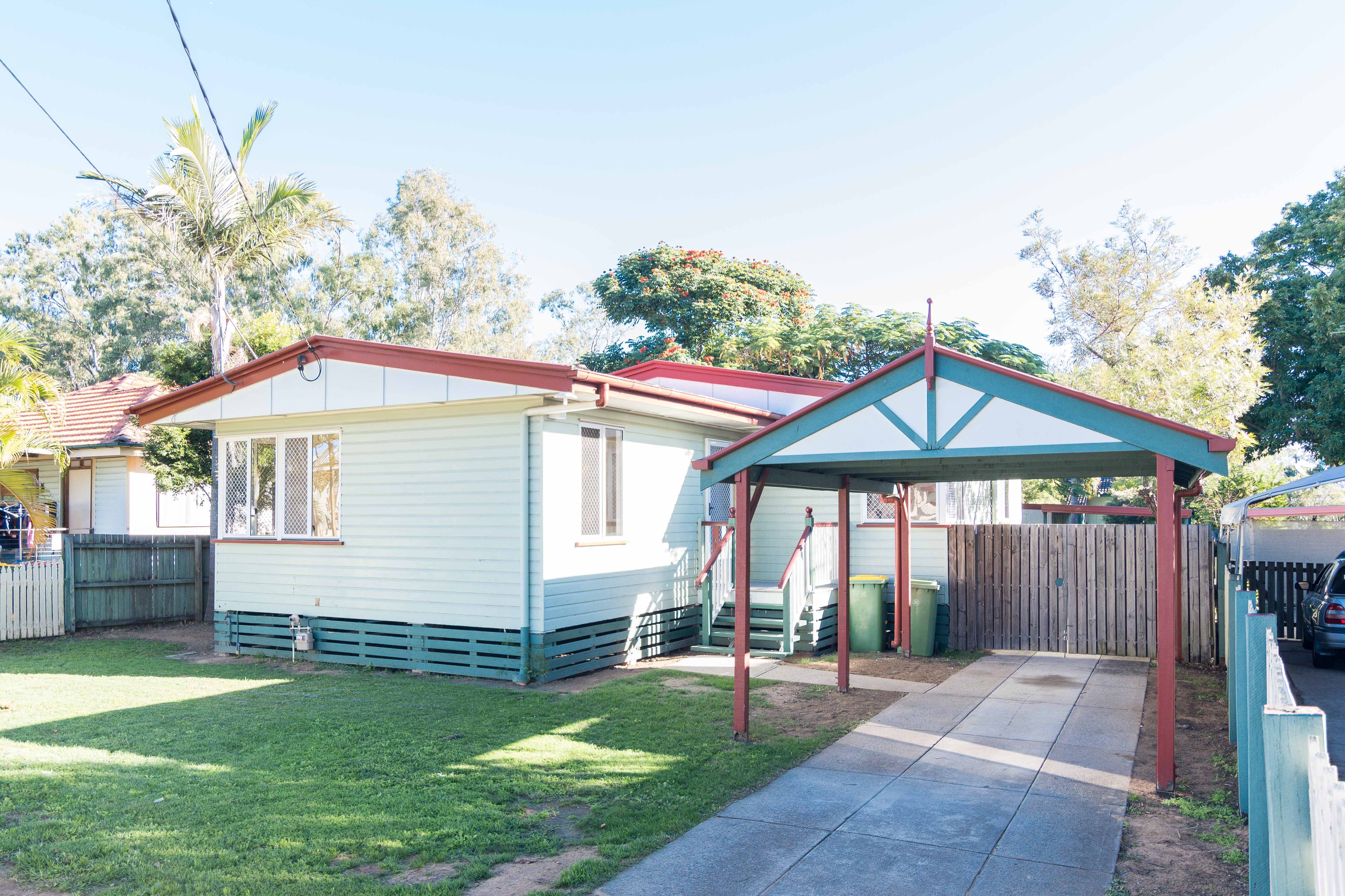 28 Larsen Street, Leichhardt, QLD 4305