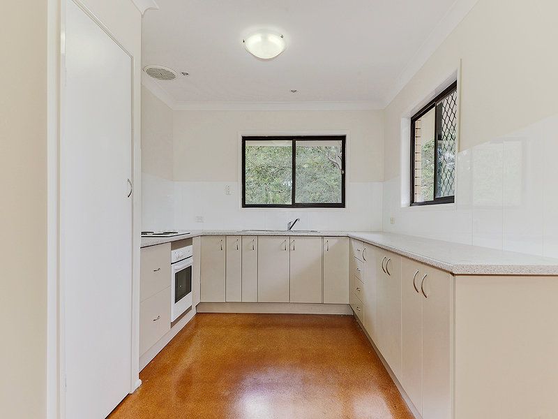 16 Avon Court, Albany Creek, QLD 4035