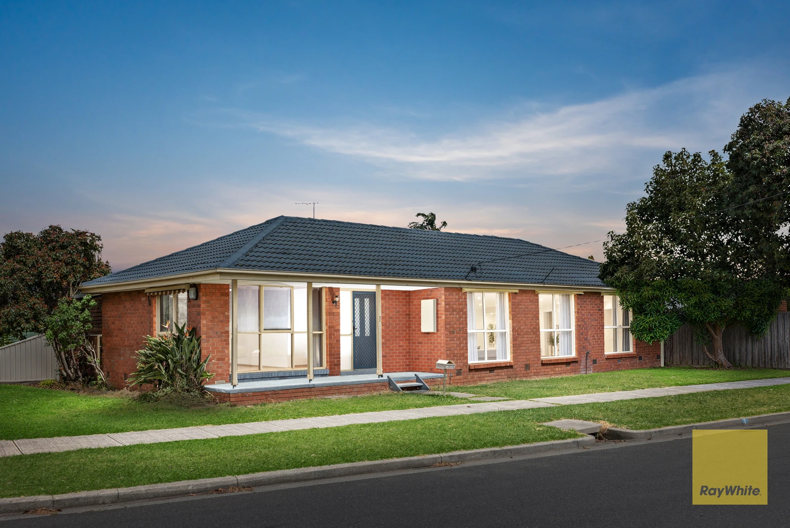 1 Waylett Court, Deer Park, VIC 3023