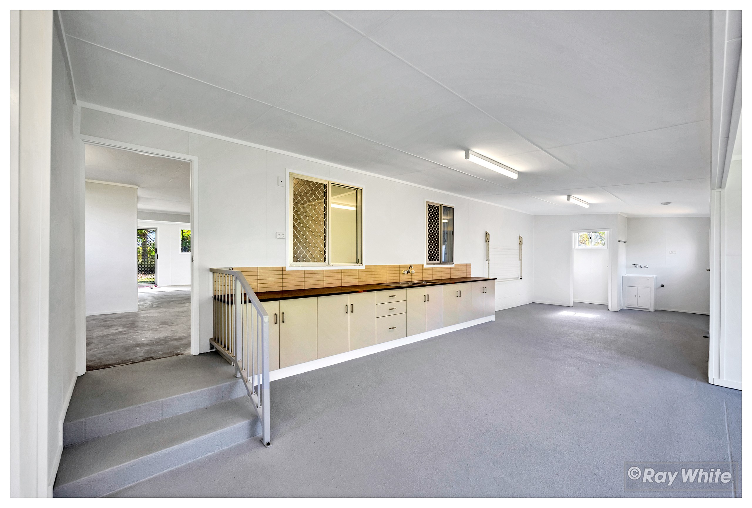 131 Joskeleigh Road, Keppel Sands, QLD 4702