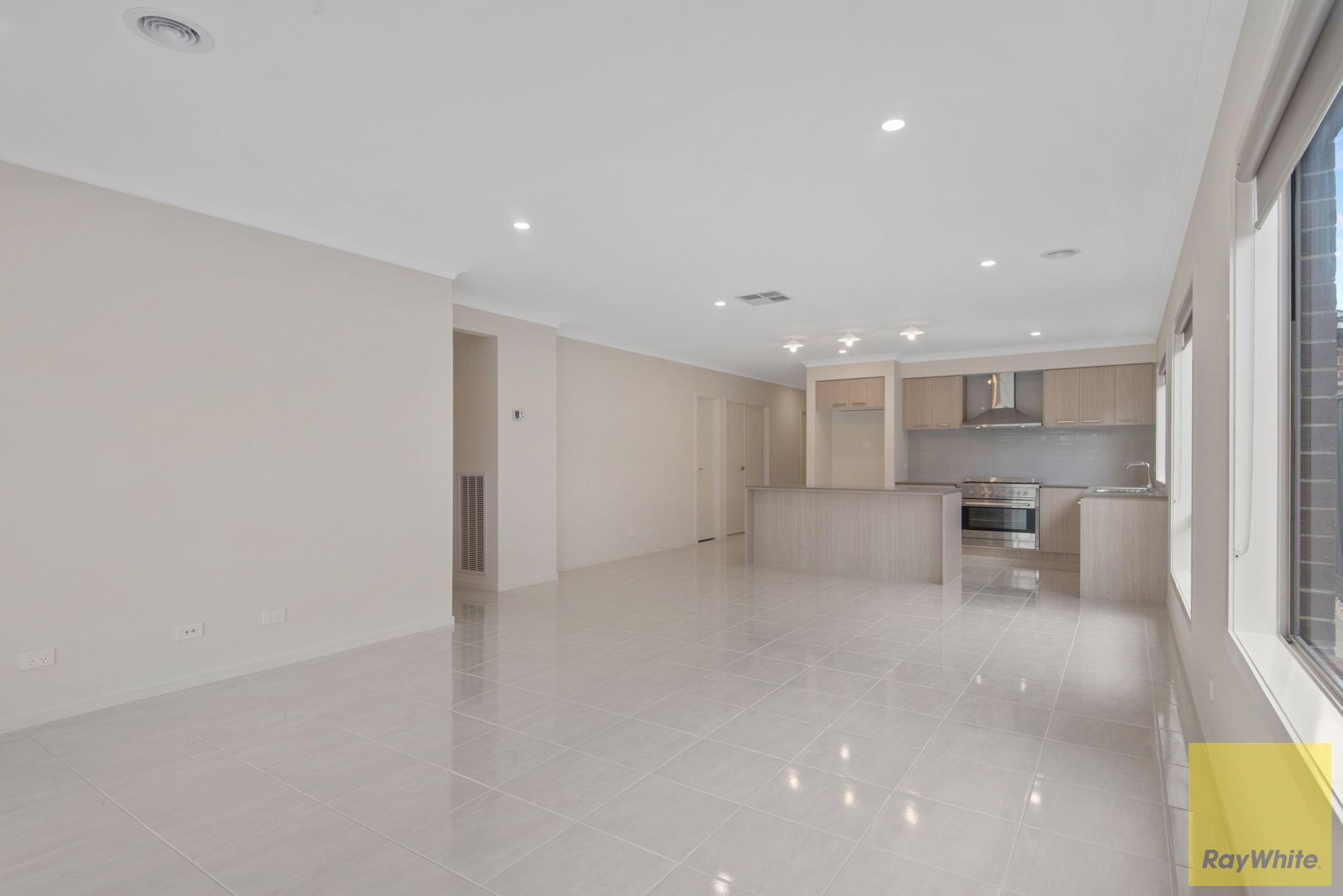 13 Nabro Street — photo 6 of 17