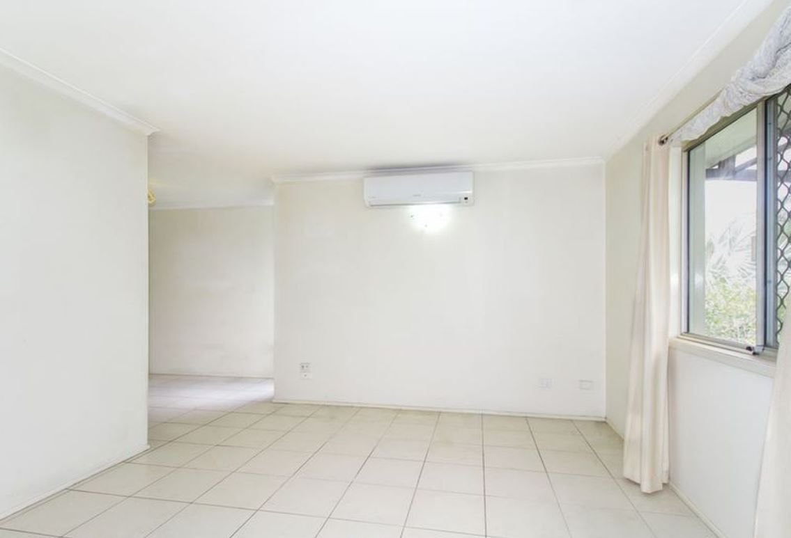 71 Radiata Street, Hillcrest, QLD 4118