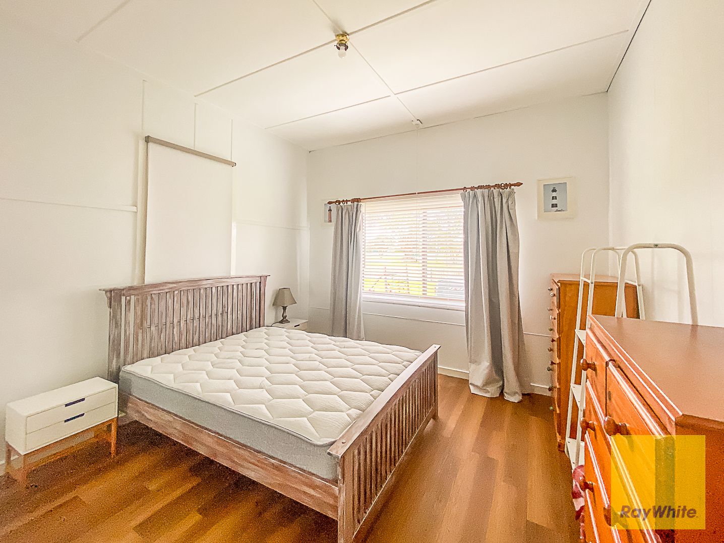 4 Dobson Street — photo 7 of 10