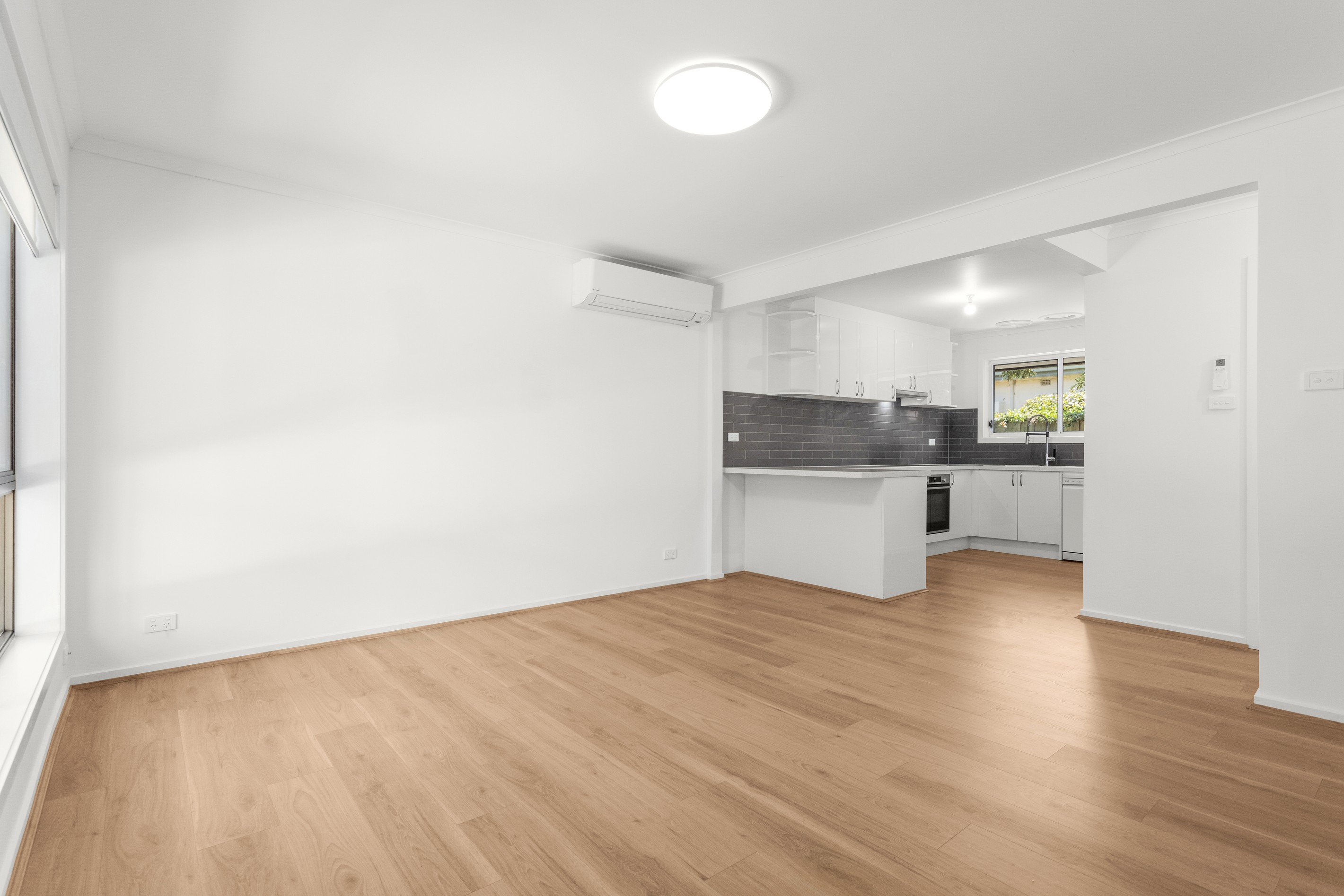 2/22 Golf Links Avenue, Oakleigh, VIC 3166