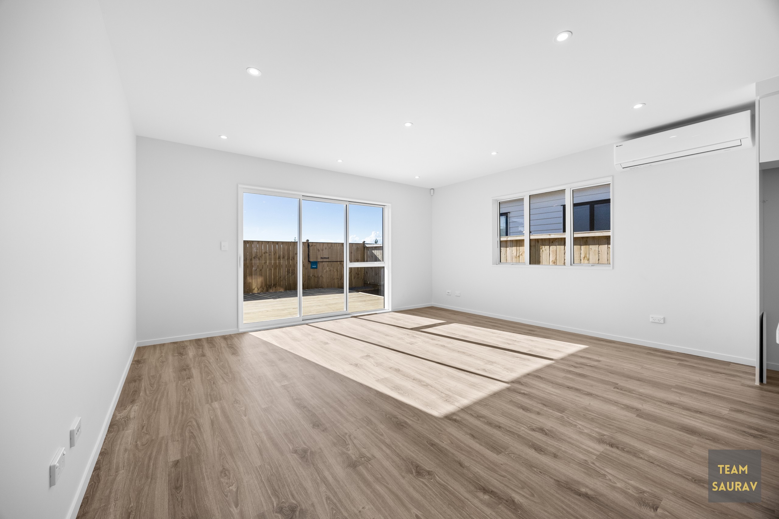 4B Woven Place, Karaka, Franklin