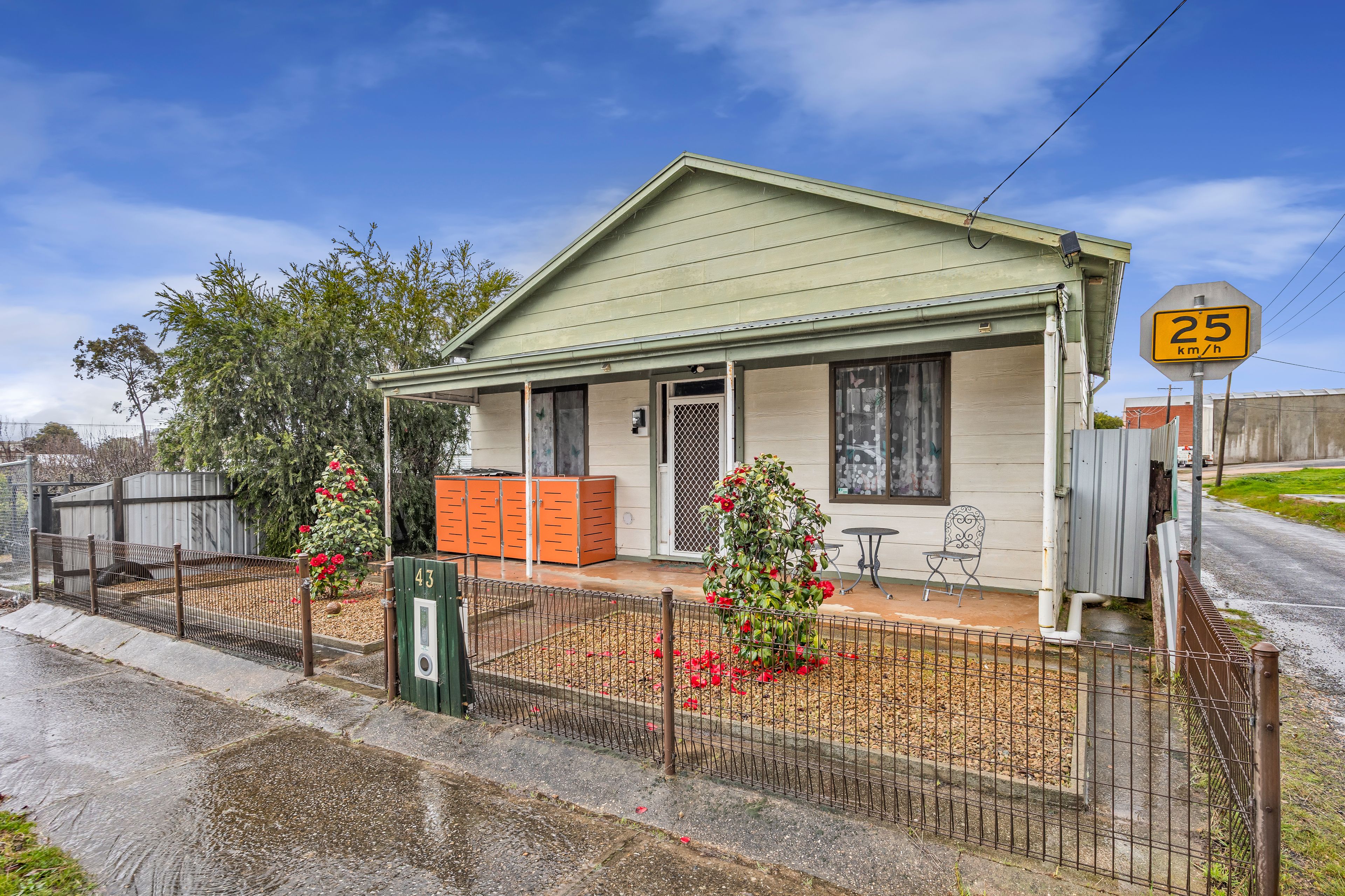 43 King Street — photo 15 of 18