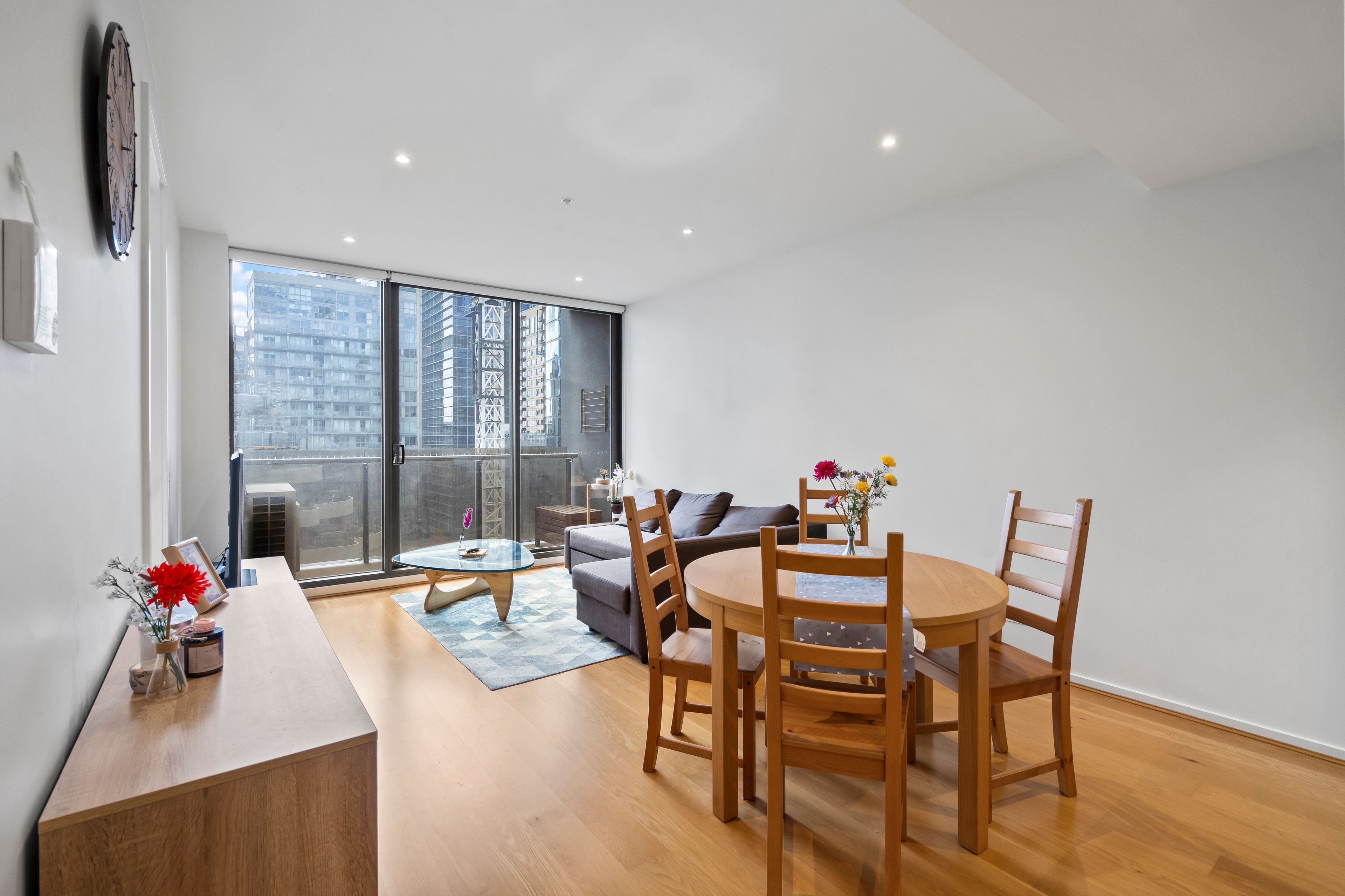 1807/318 Russell Street, Melbourne, VIC 3000