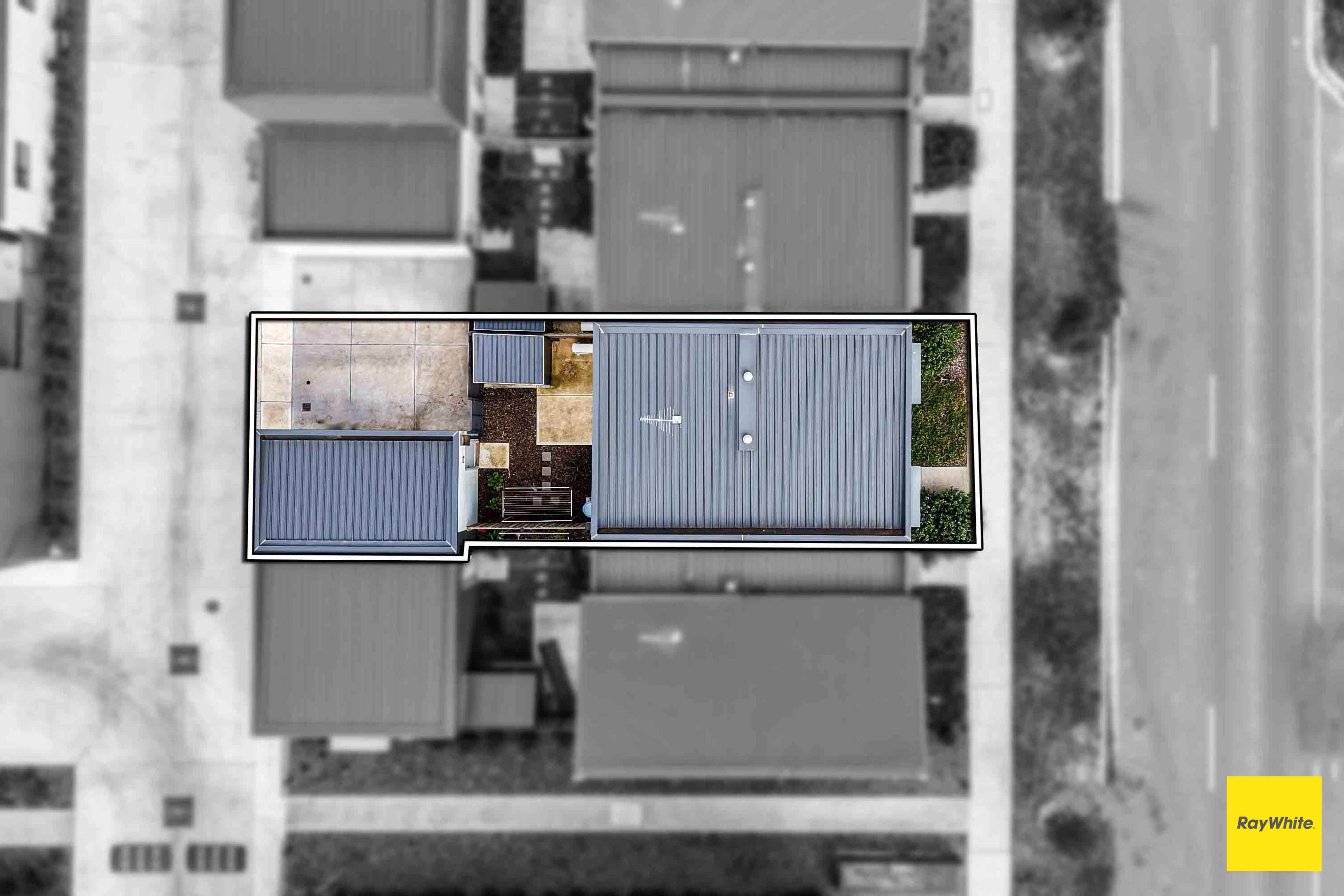 32 Dexter Street — photo 18 of 22