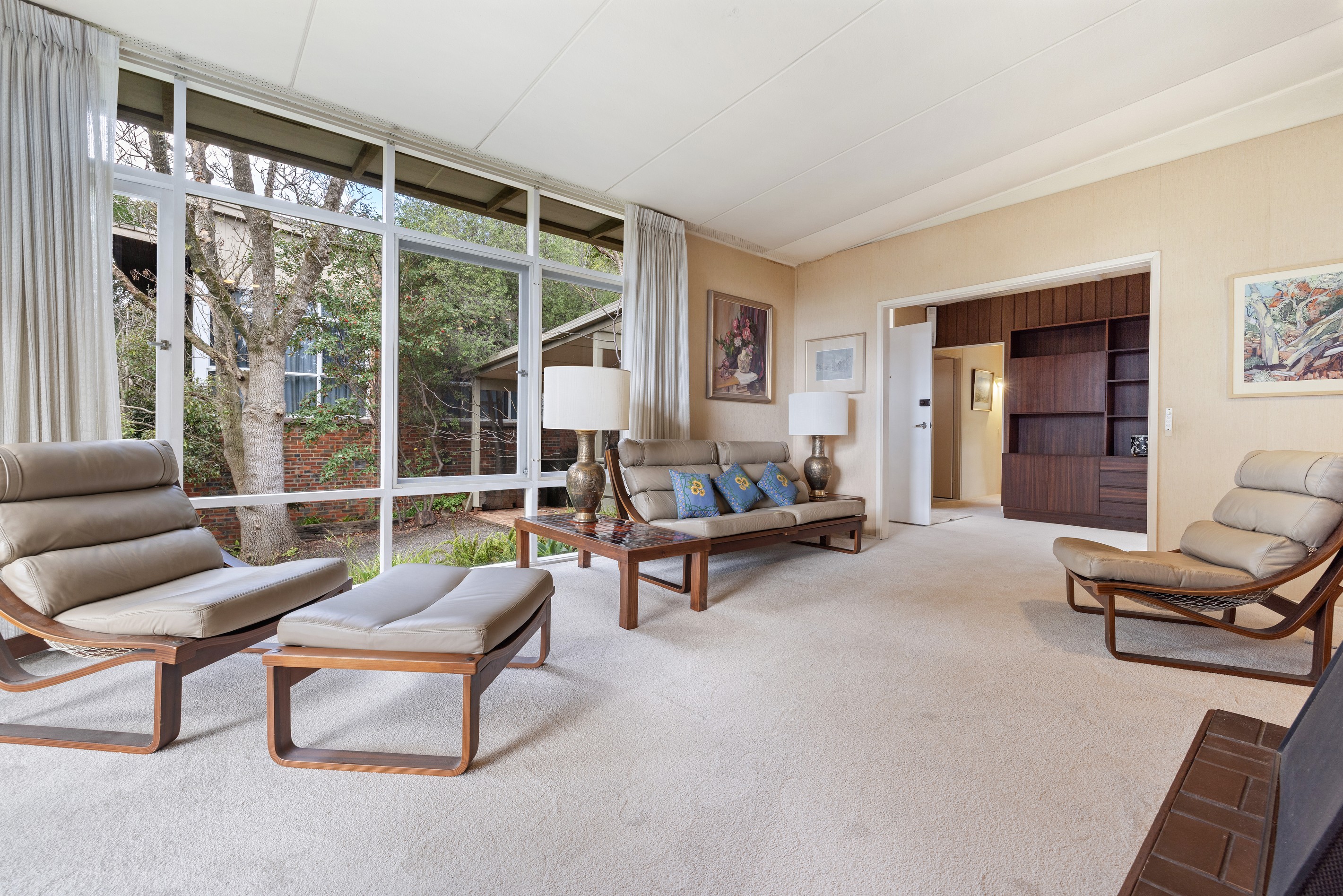 14 Miller Crescent, Mount Waverley, VIC 3149