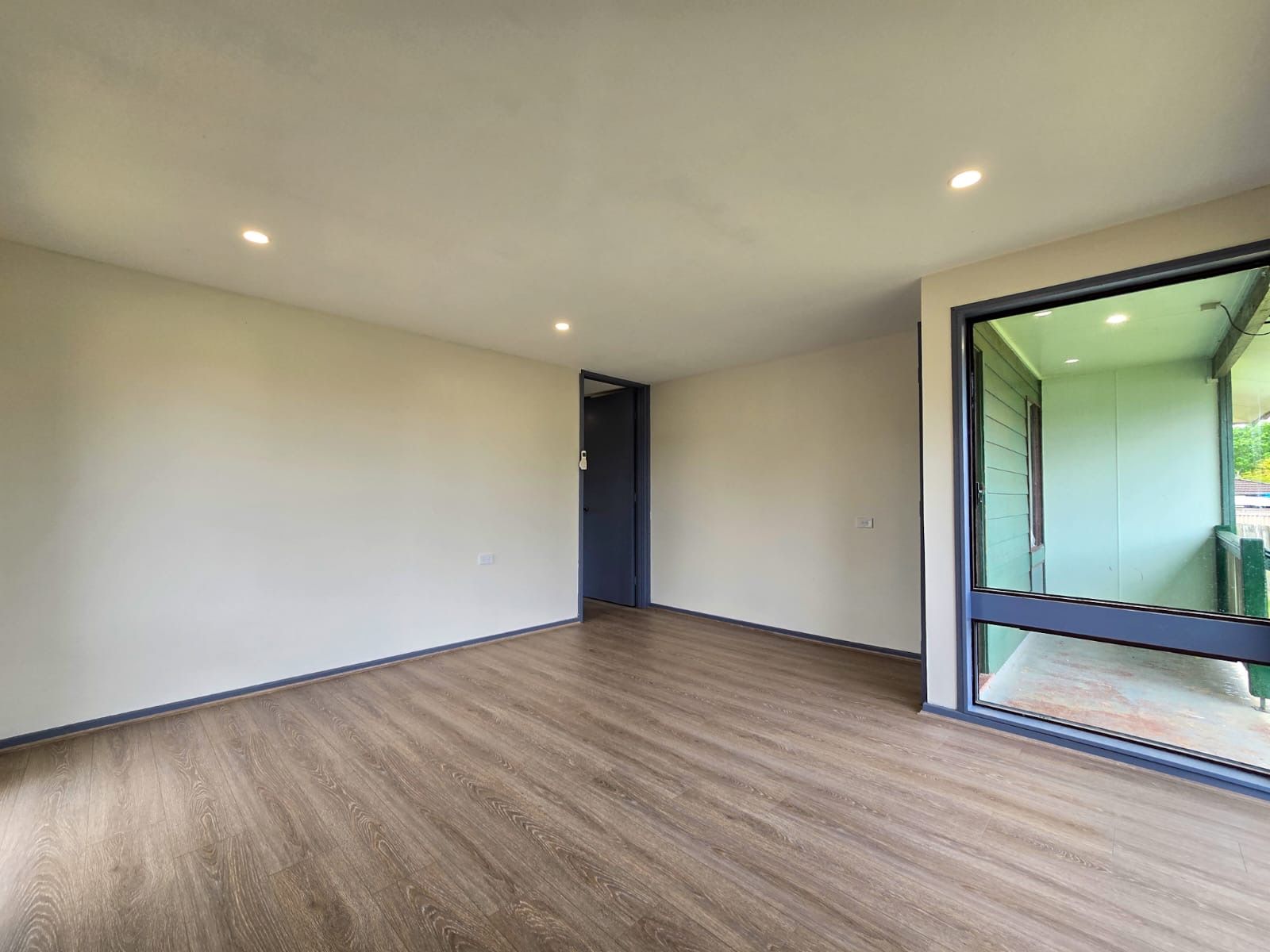 11 Yarrawin Way, Airds, NSW 2560