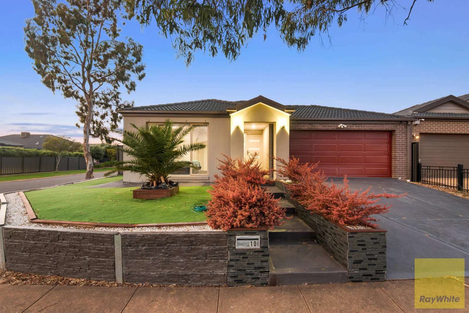 10 Truscott Grove, Point Cook, VIC 3030
