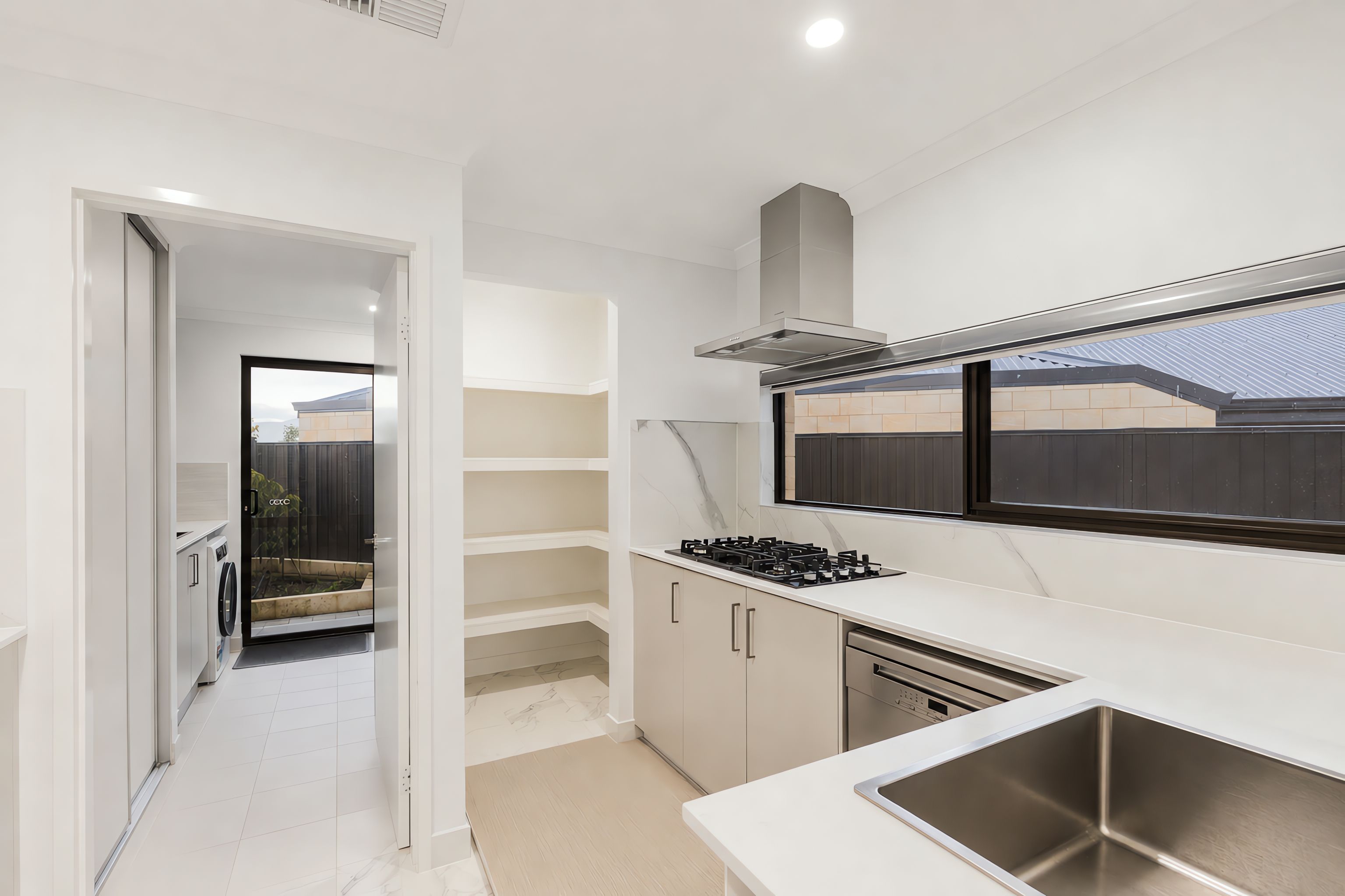29 Couloir Street — photo 7 of 15