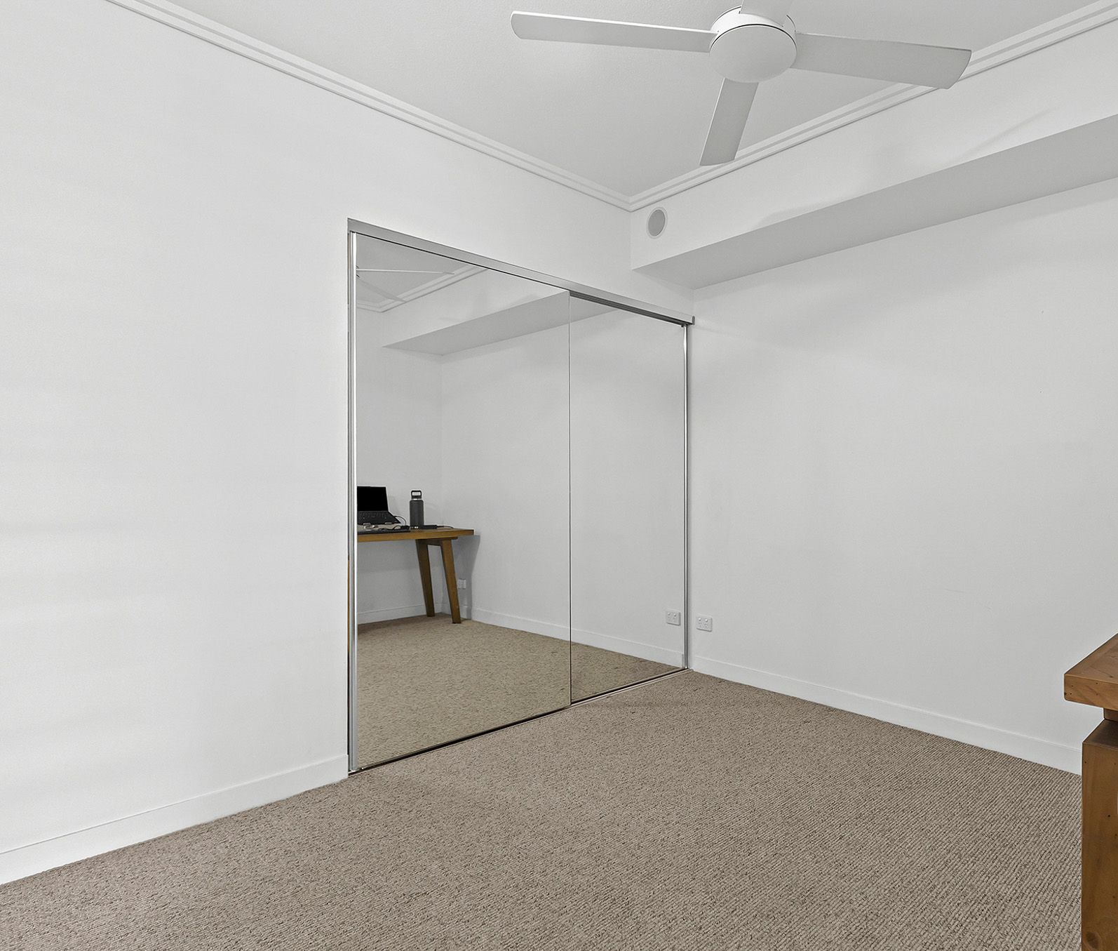 209/113 Commercial Road — photo 9 of 9