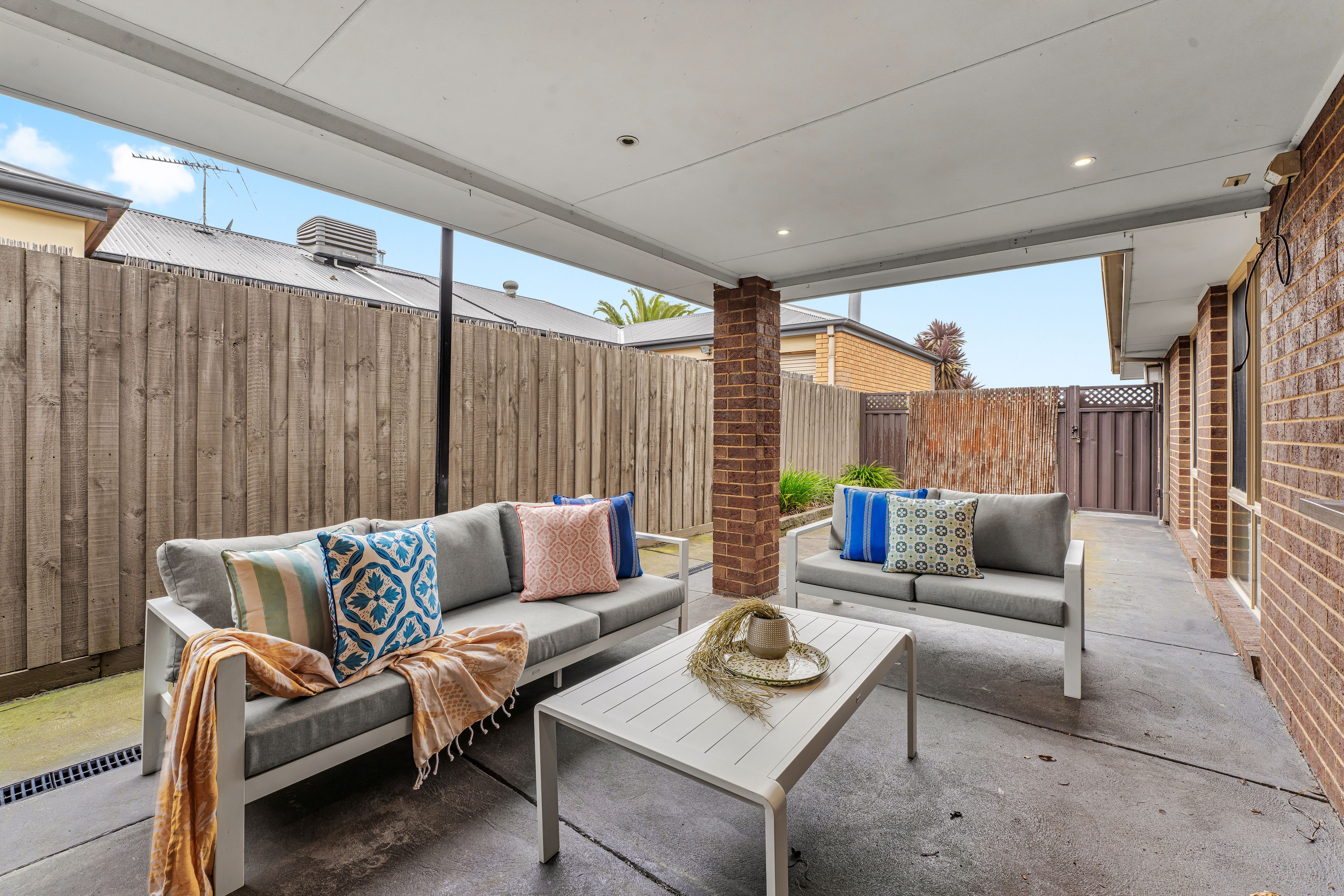 16 Bawden Street — photo 18 of 24