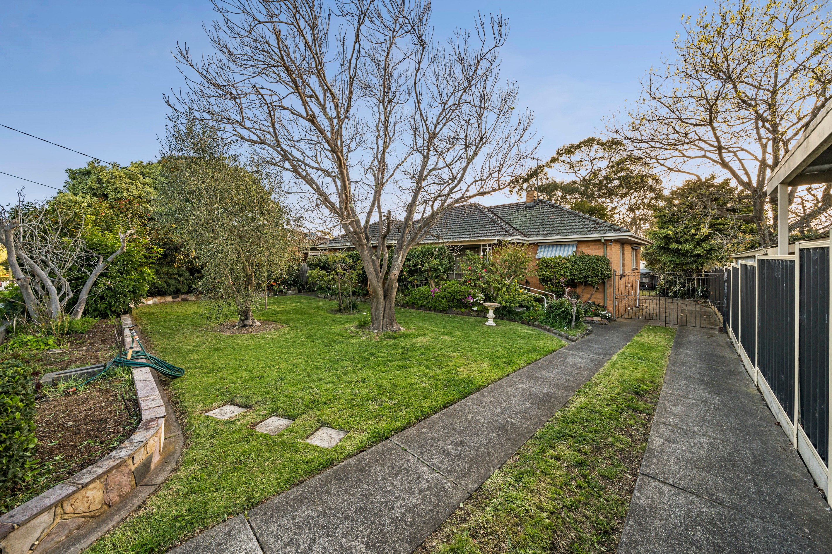 27 Ferguson Street, Macleod, VIC 3085