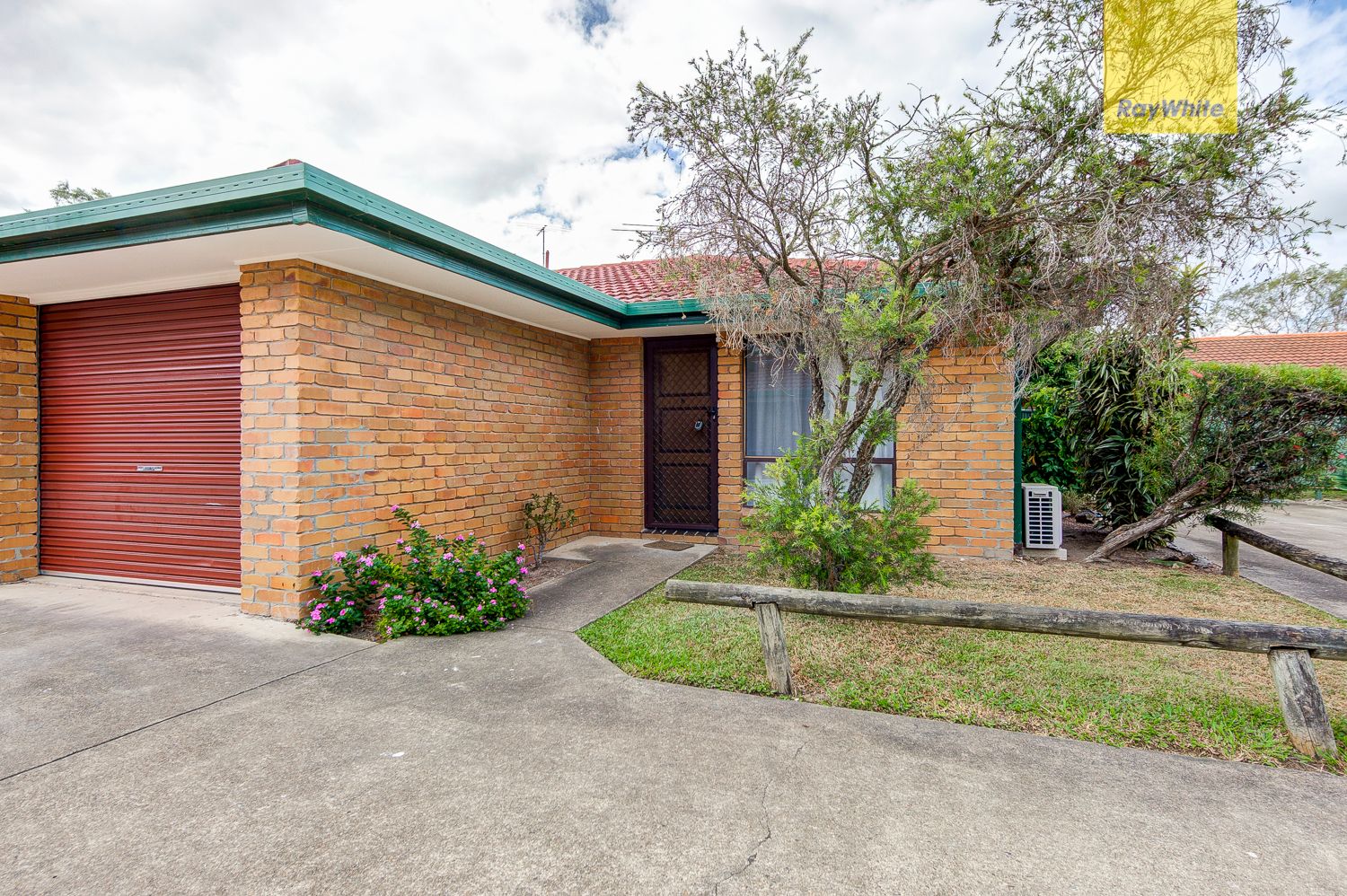 8/11 Cleopatra Street, Kingston, QLD 4114
