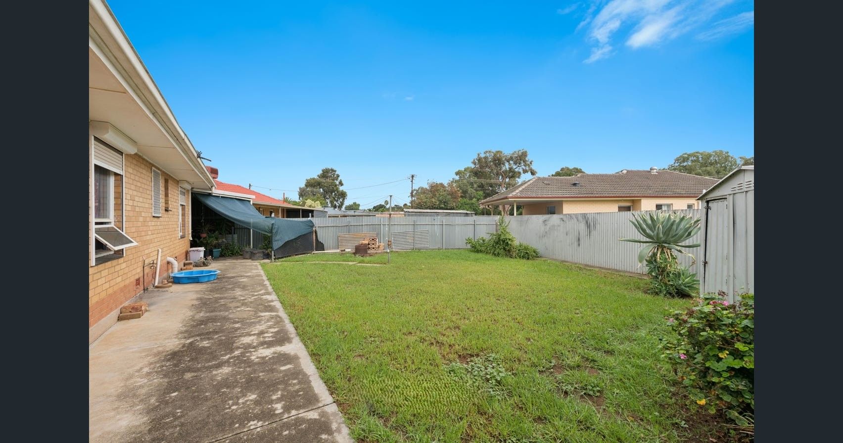 4 Bronwyn Crescent — photo 13 of 16