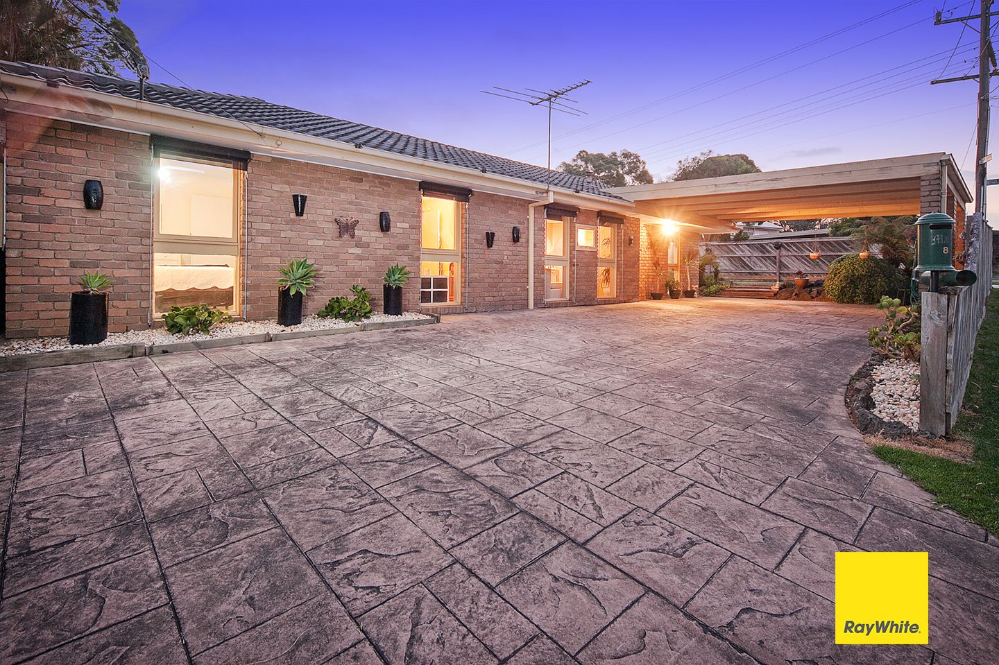 8 Mckenzie Way, Langwarrin VIC 3910