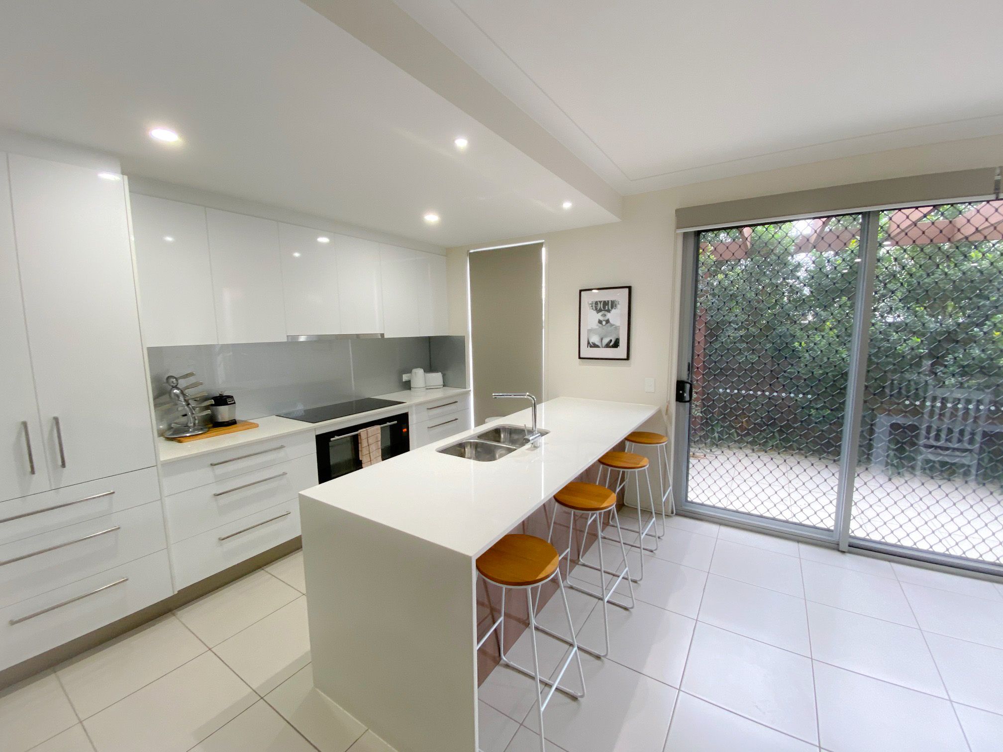 5/2 Waters Close, Hope Island, QLD 4212